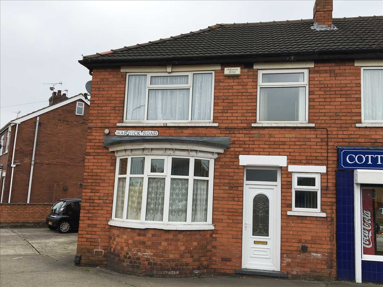 Warwick Road - Picture 1