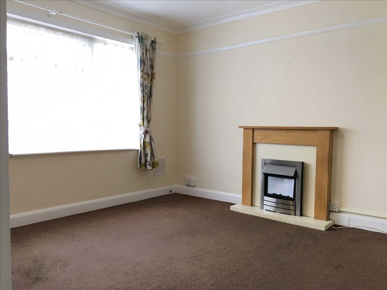 Warwick Road - Picture 2