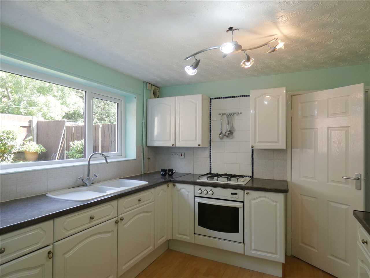 Chapman Avenue - Picture 3