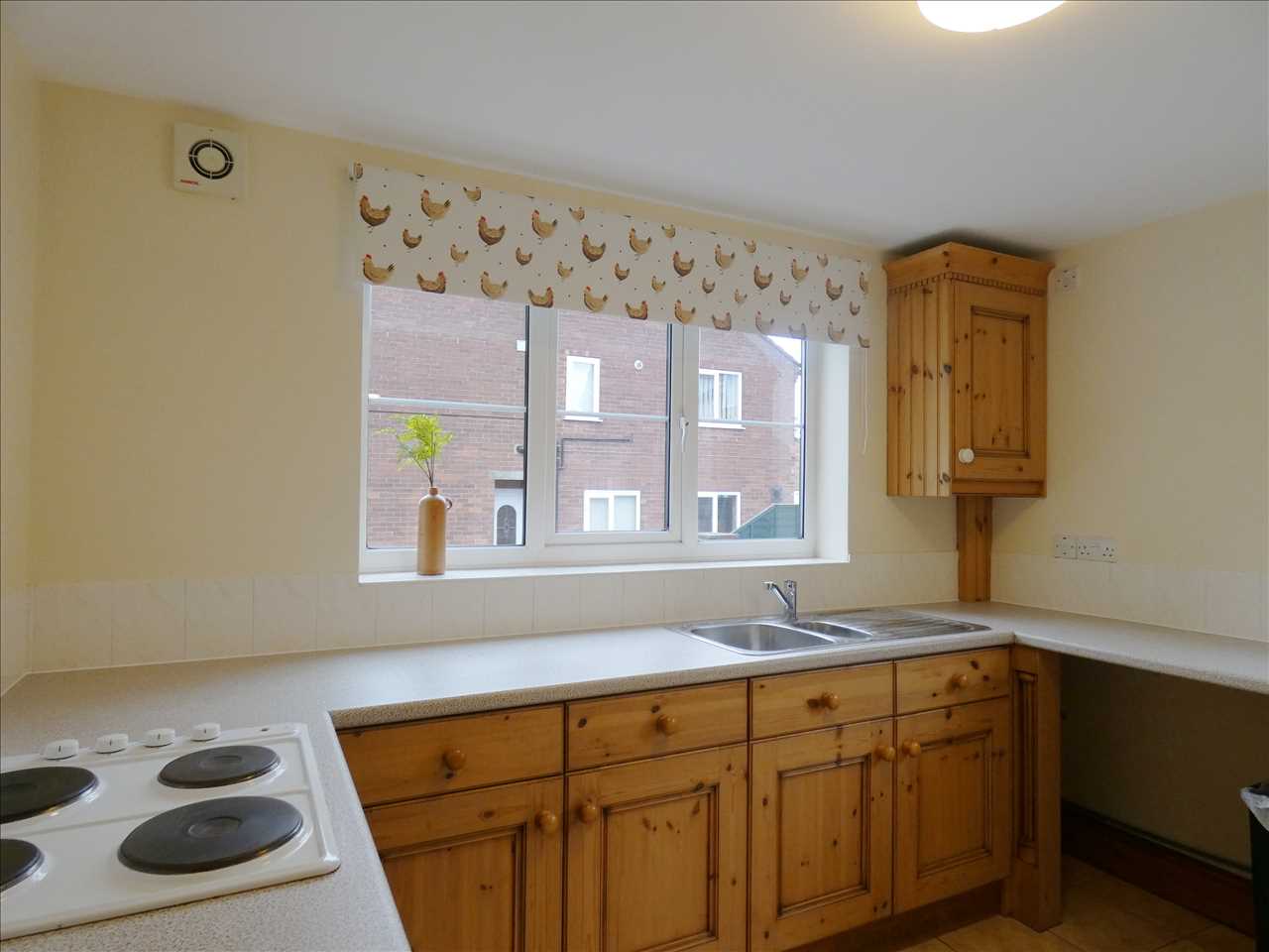 May Cottage - Picture 2