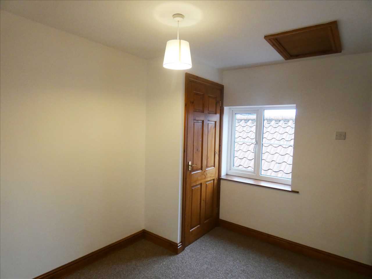 May Cottage - Picture 9