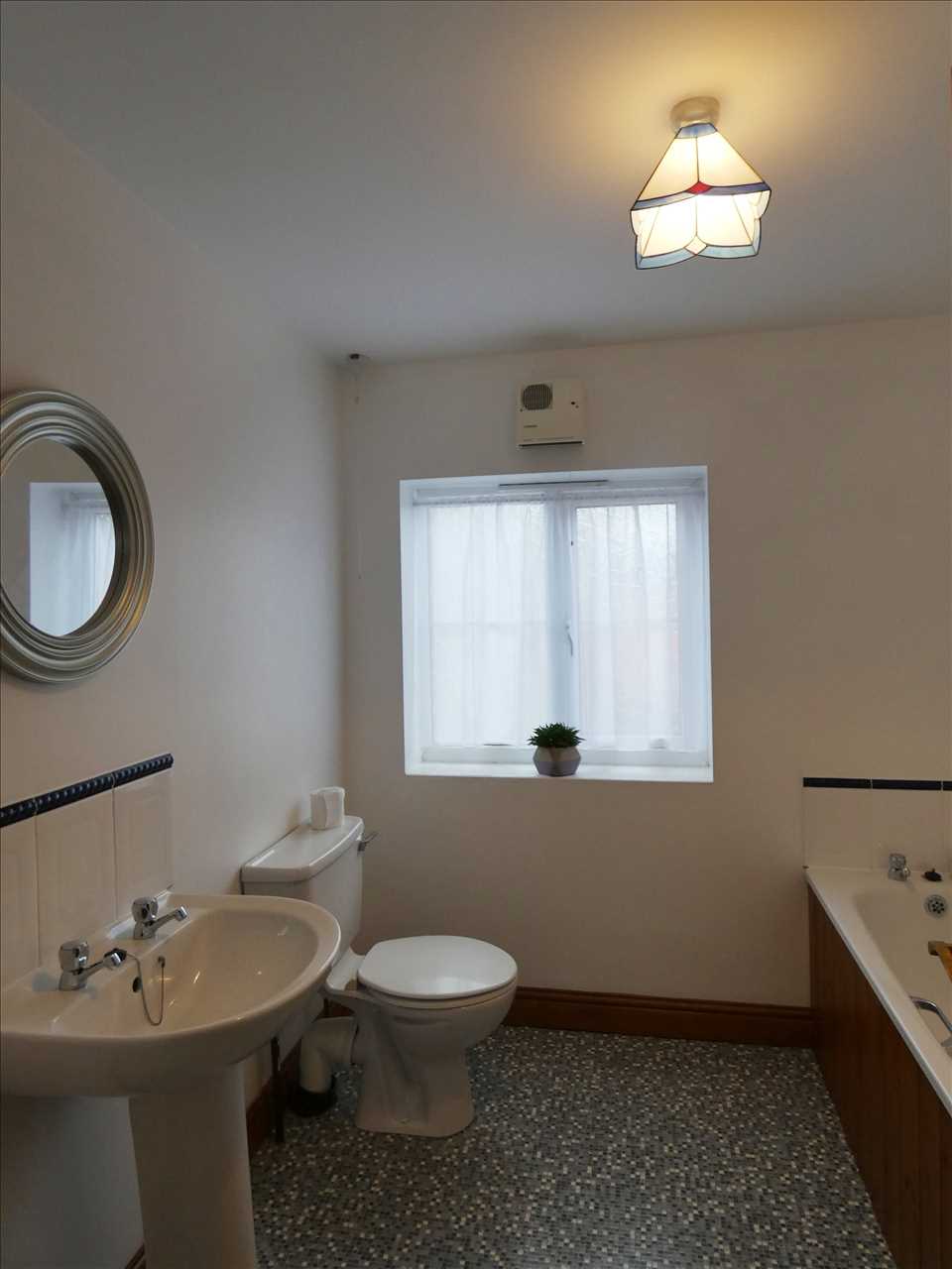 May Cottage - Picture 10