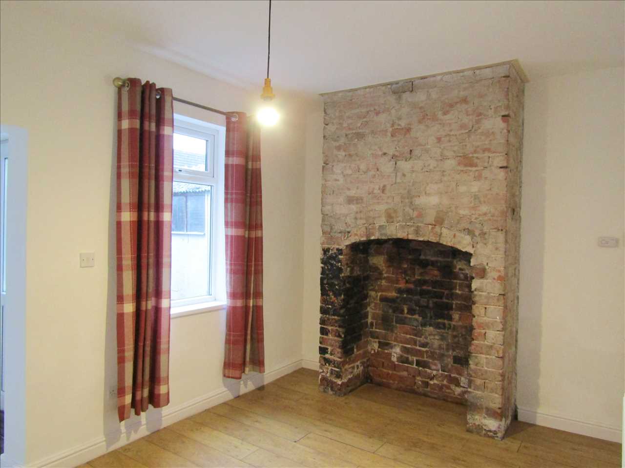 Bottesford Road - Picture 4