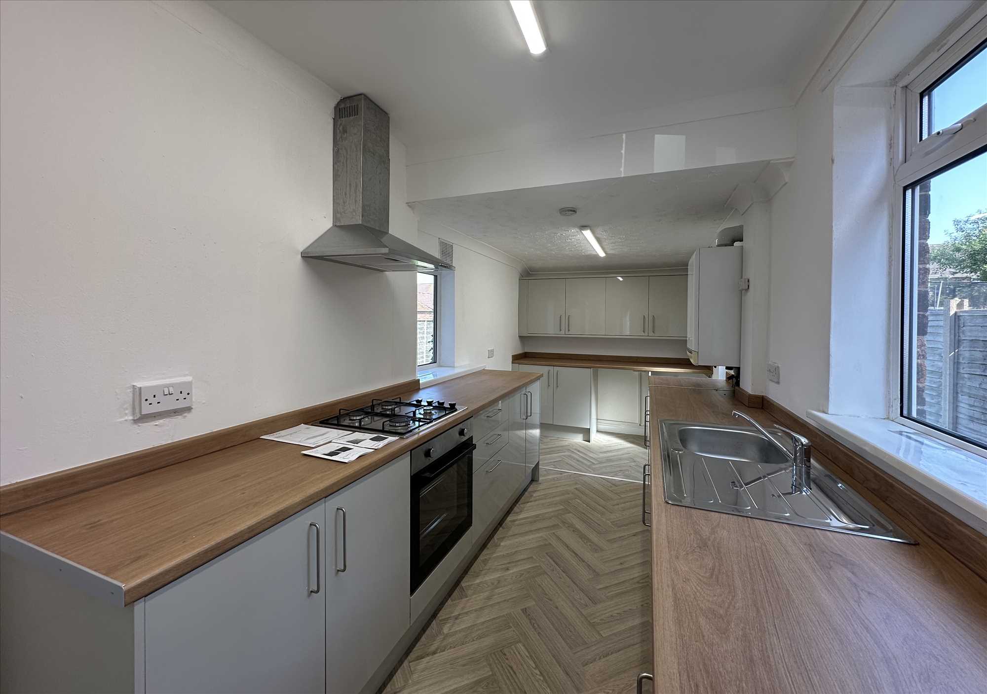 Church Lane - Picture 7