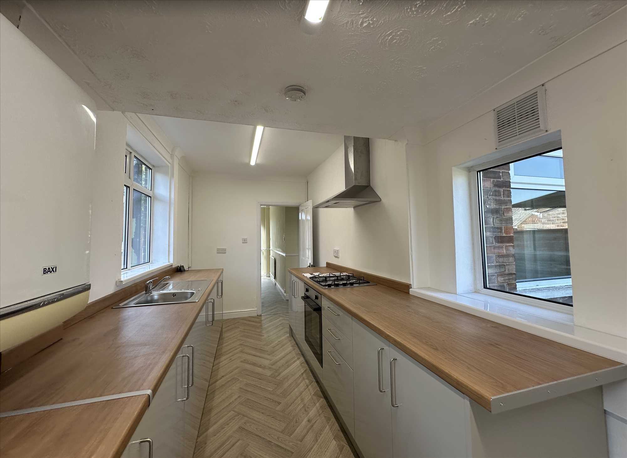 Church Lane - Picture 8