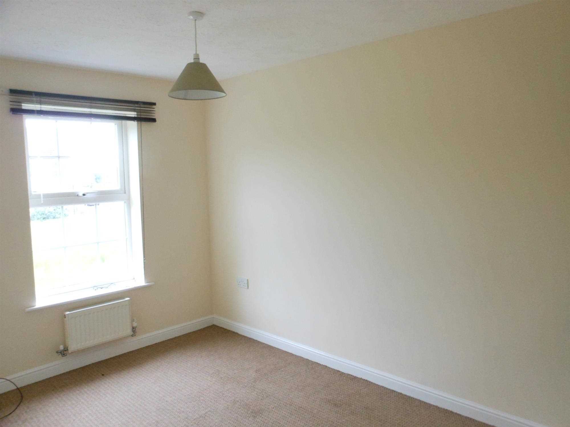 Woodcross Avenue - Picture 5