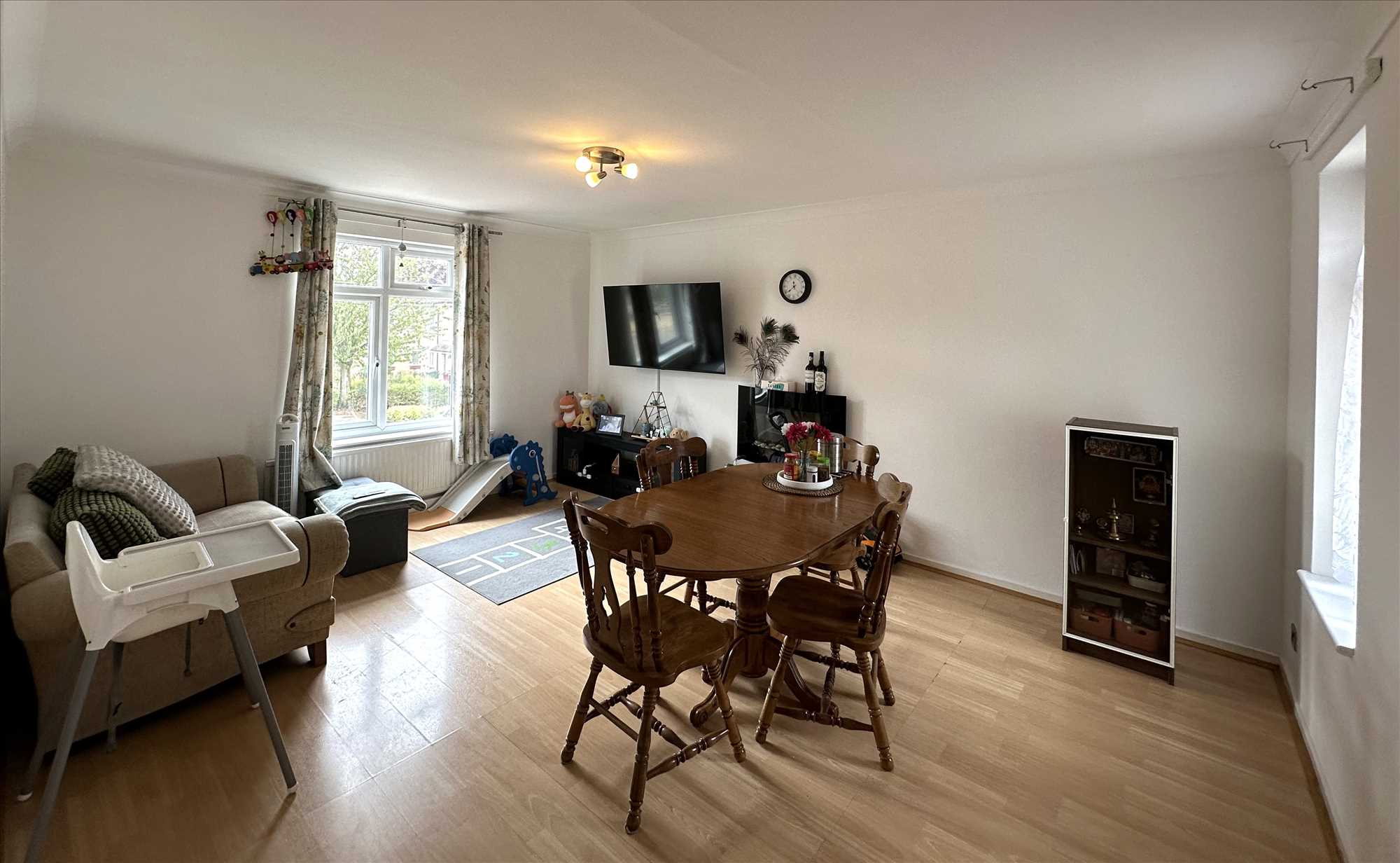 Tideswell Court, off Mansfield Road - Picture 4
