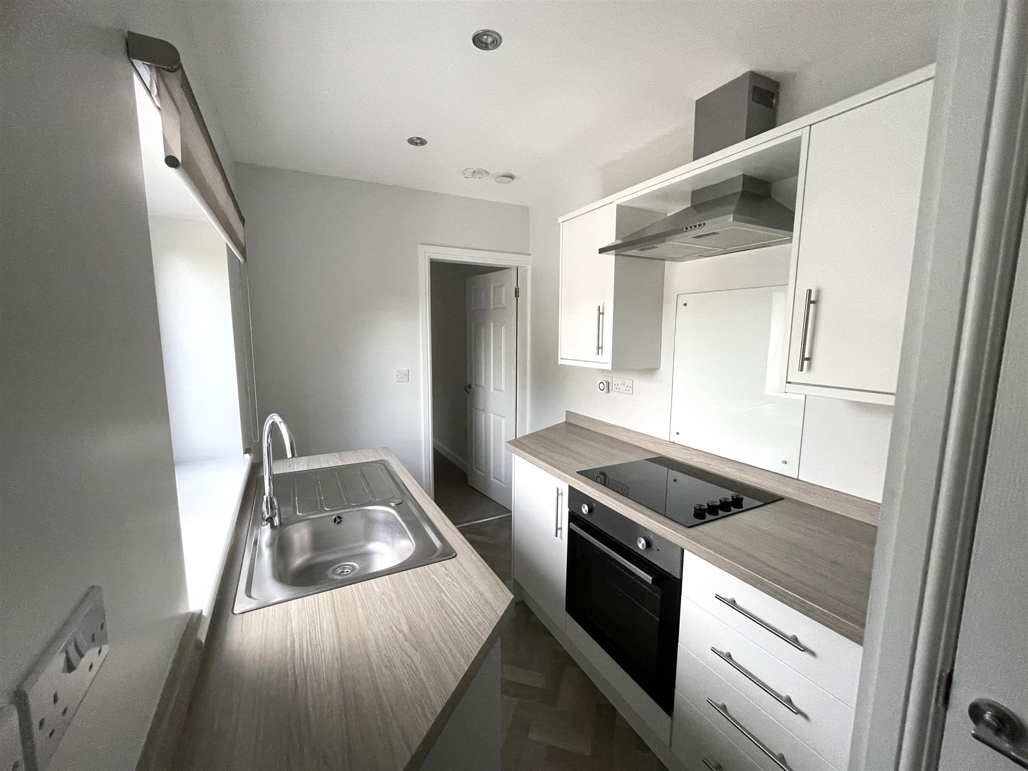 Smithfield Road - Picture 1