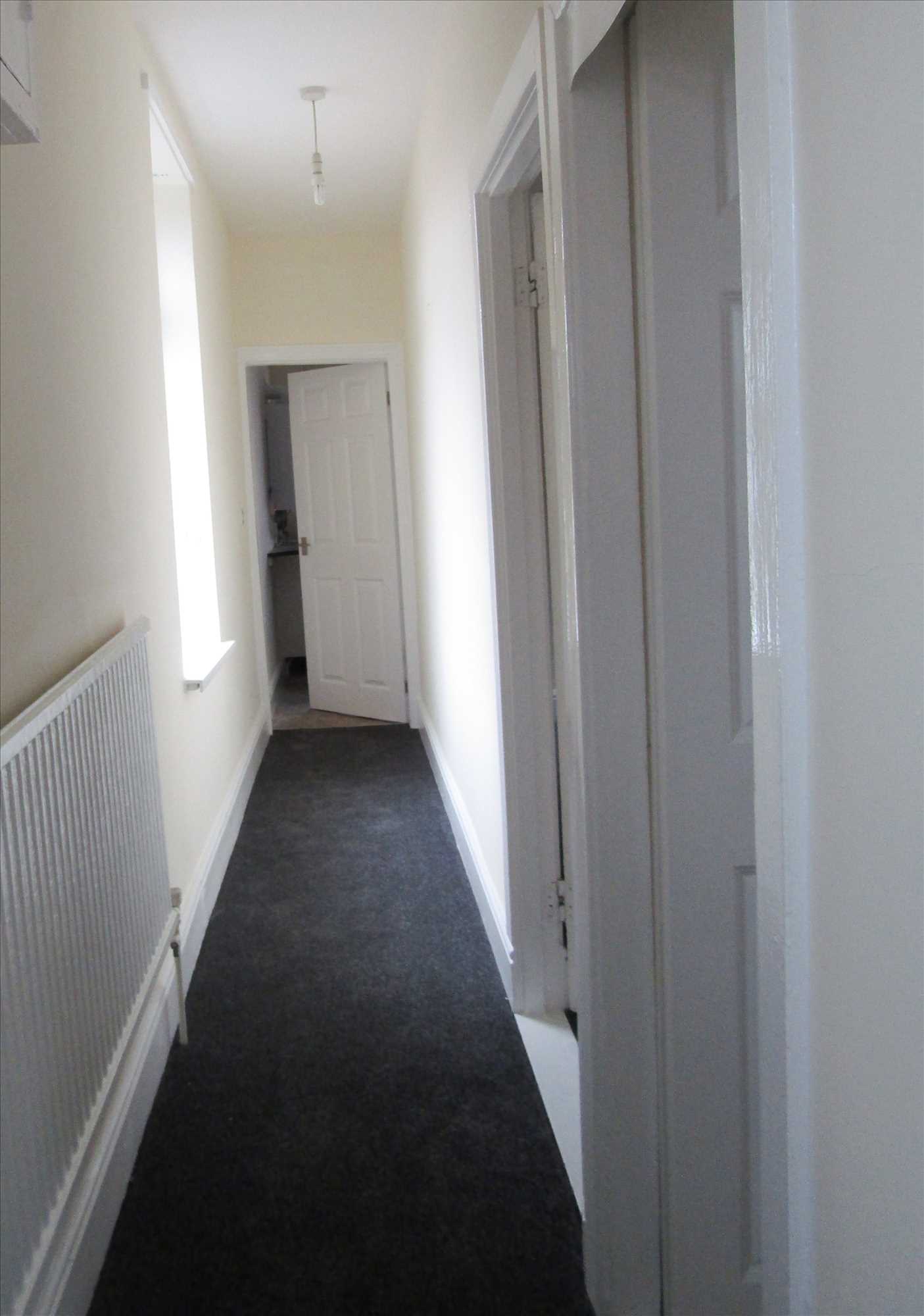 Doncaster Road - Picture 2