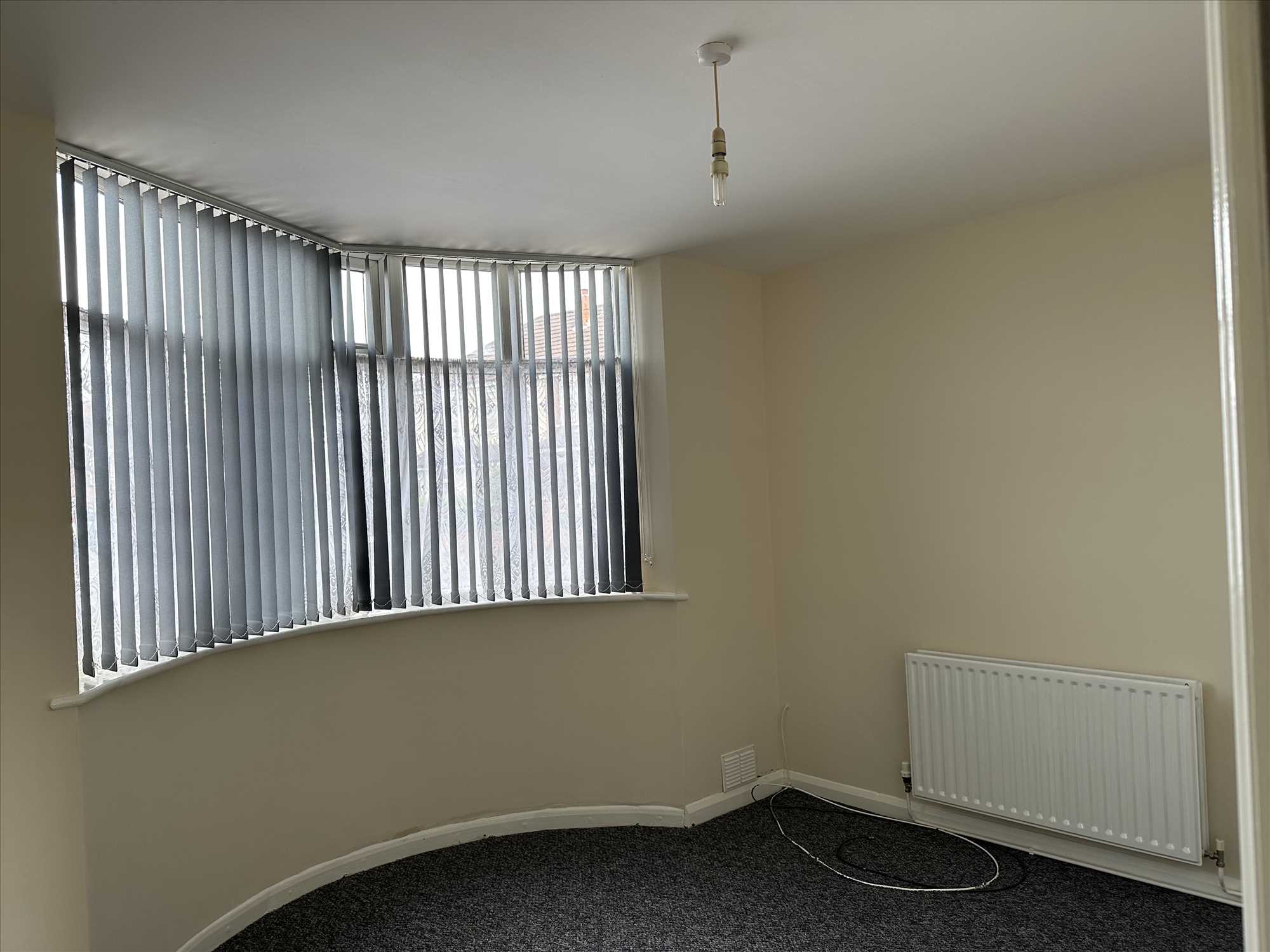 Warwick Road - Picture 2
