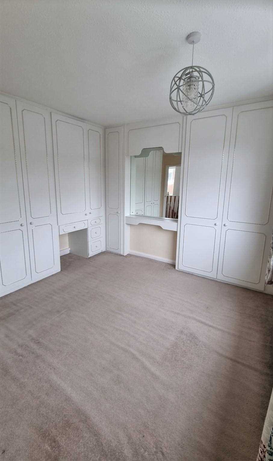 Hartshead Avenue - Picture 5