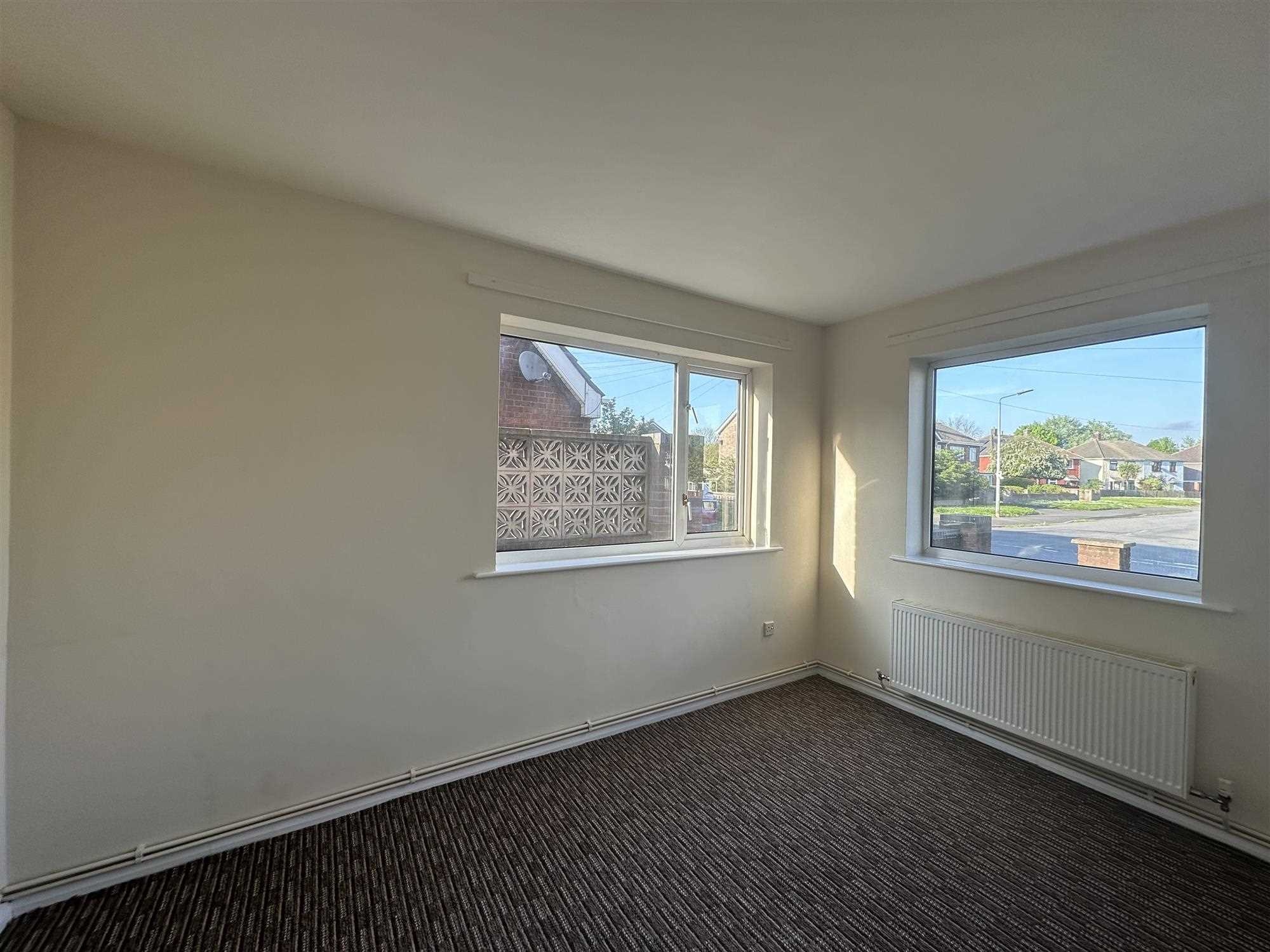 Warwick Road - Picture 3