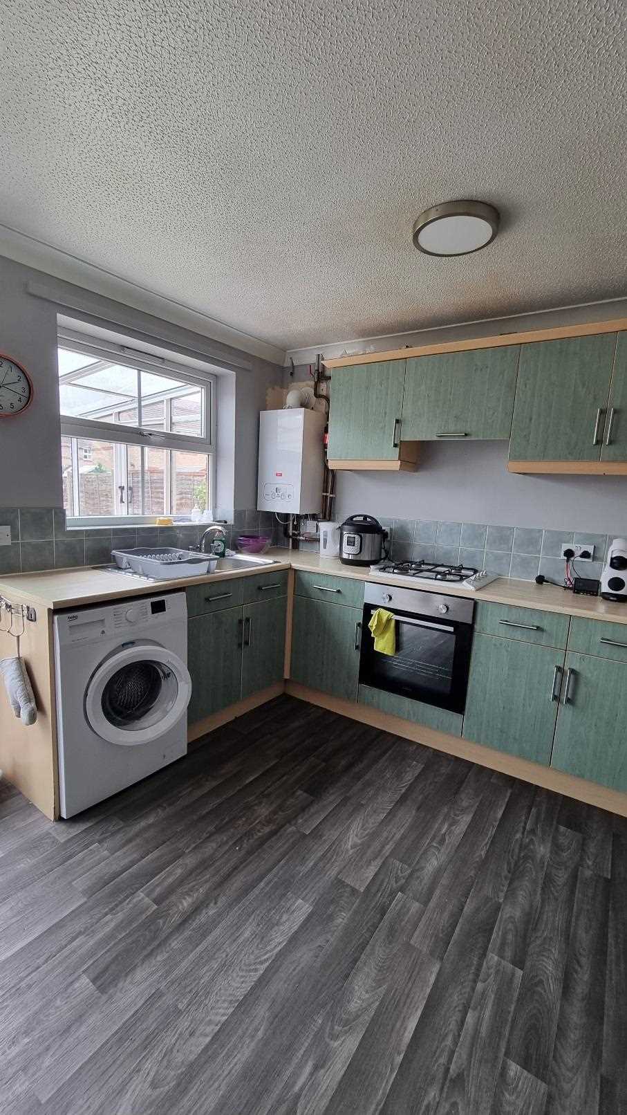 Jesmond Avenue - Picture 3