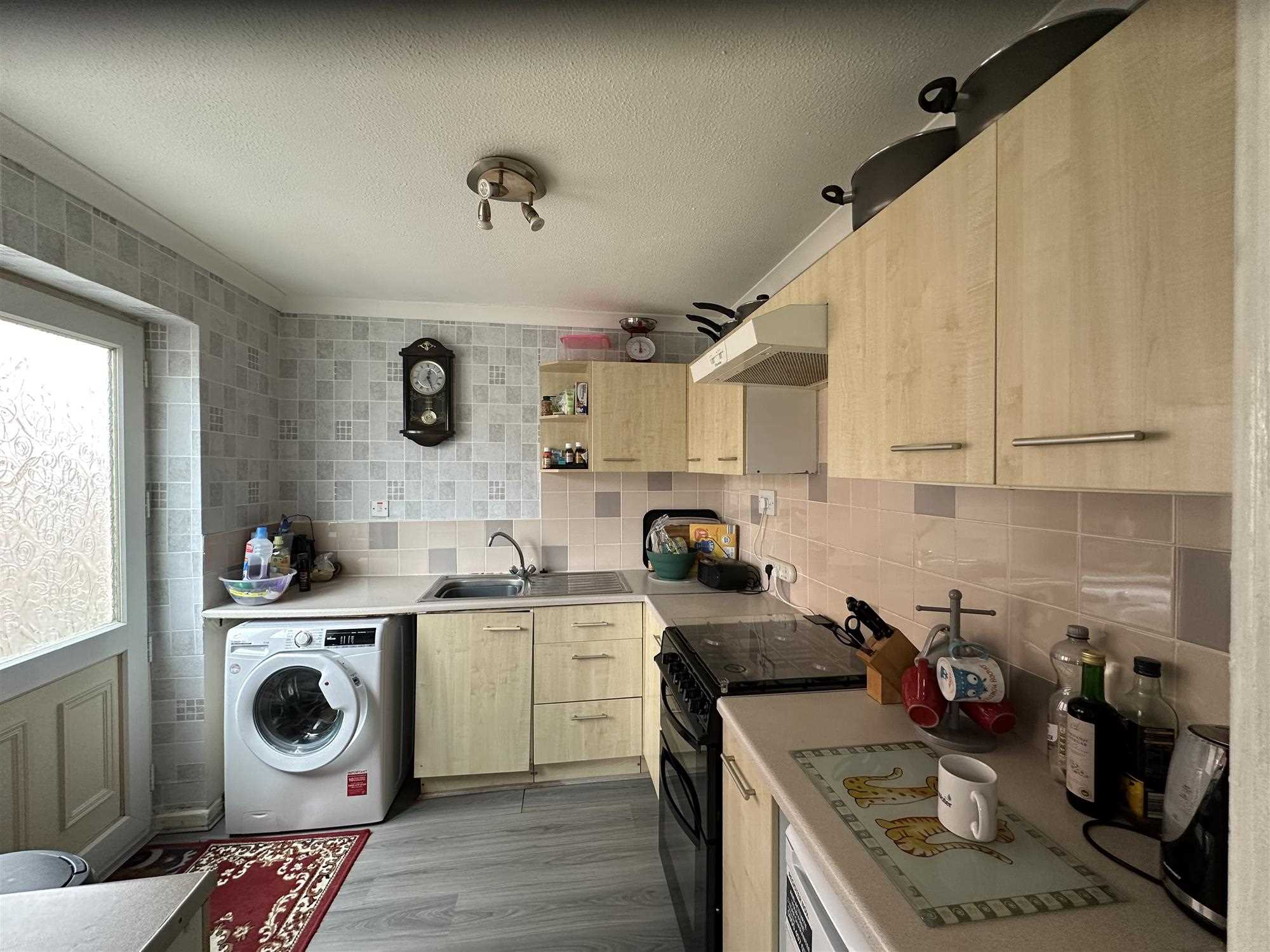 Lambourne Rise - Picture 3