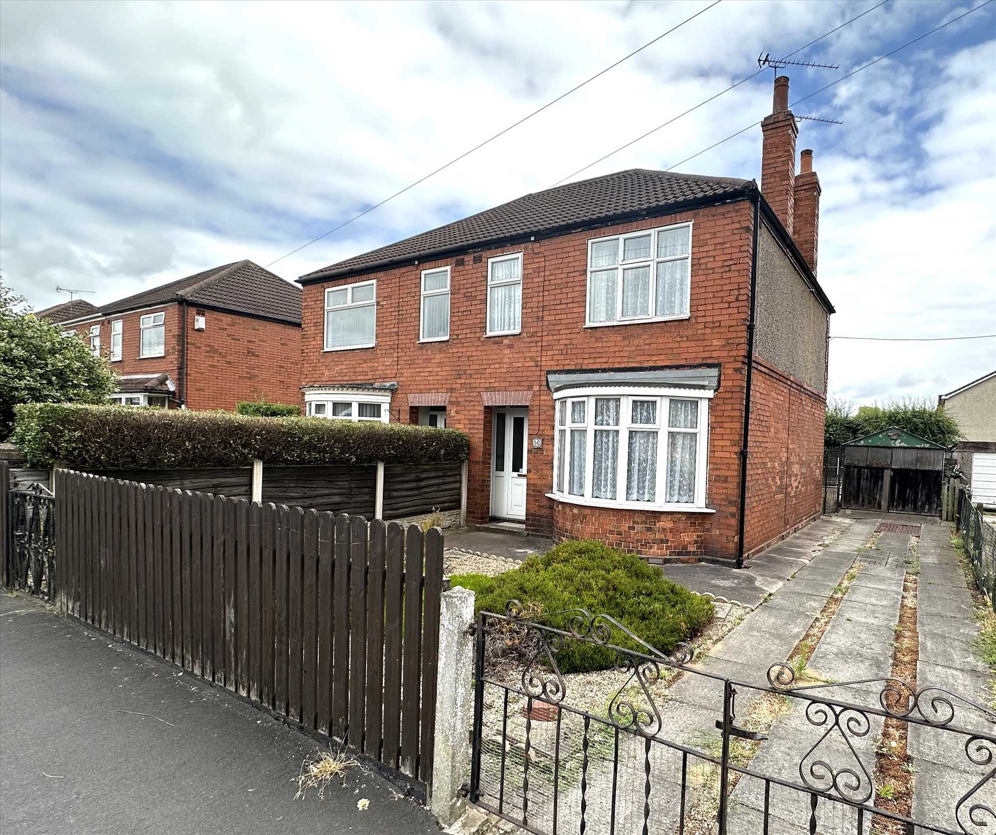 Warley Road - Picture 1