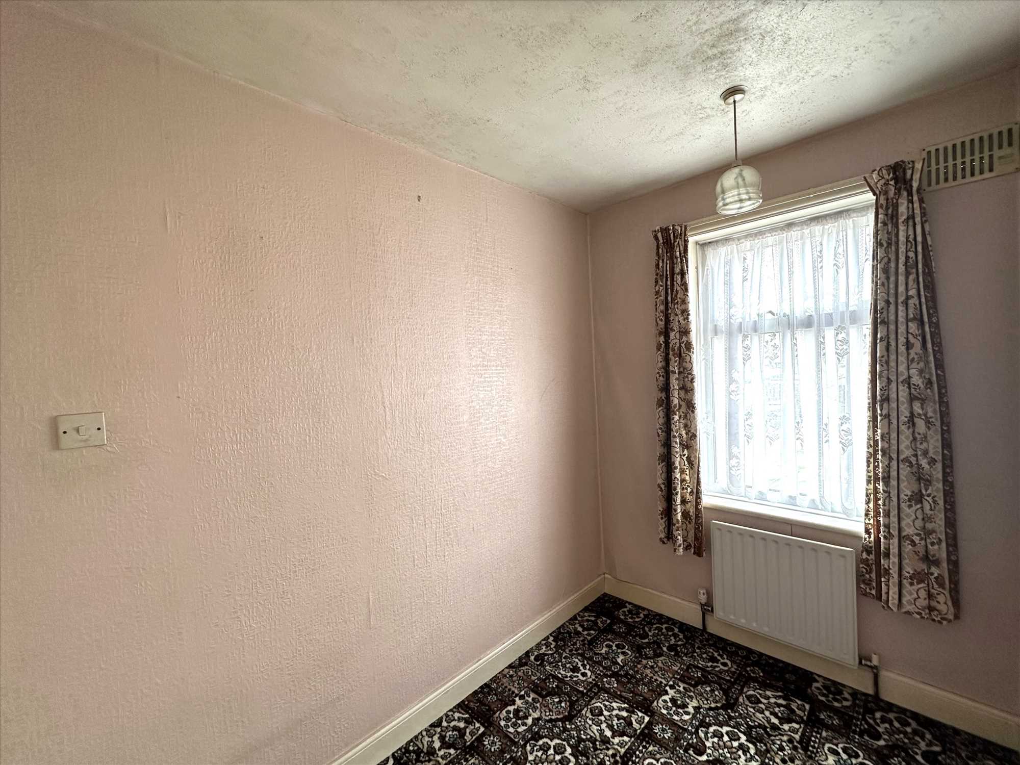 Warley Road - Picture 9
