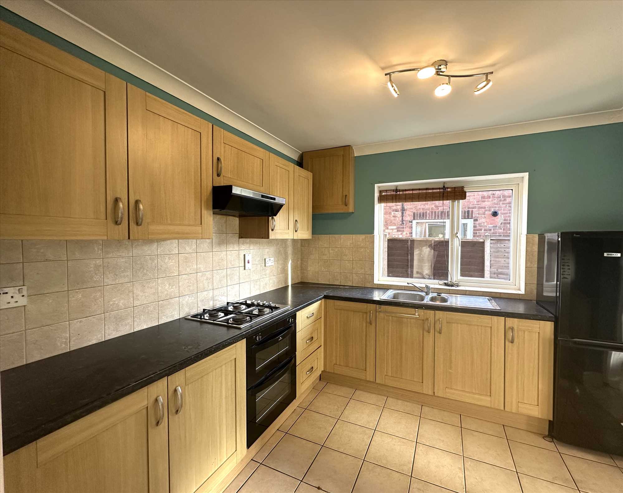 Neville Road - Picture 5