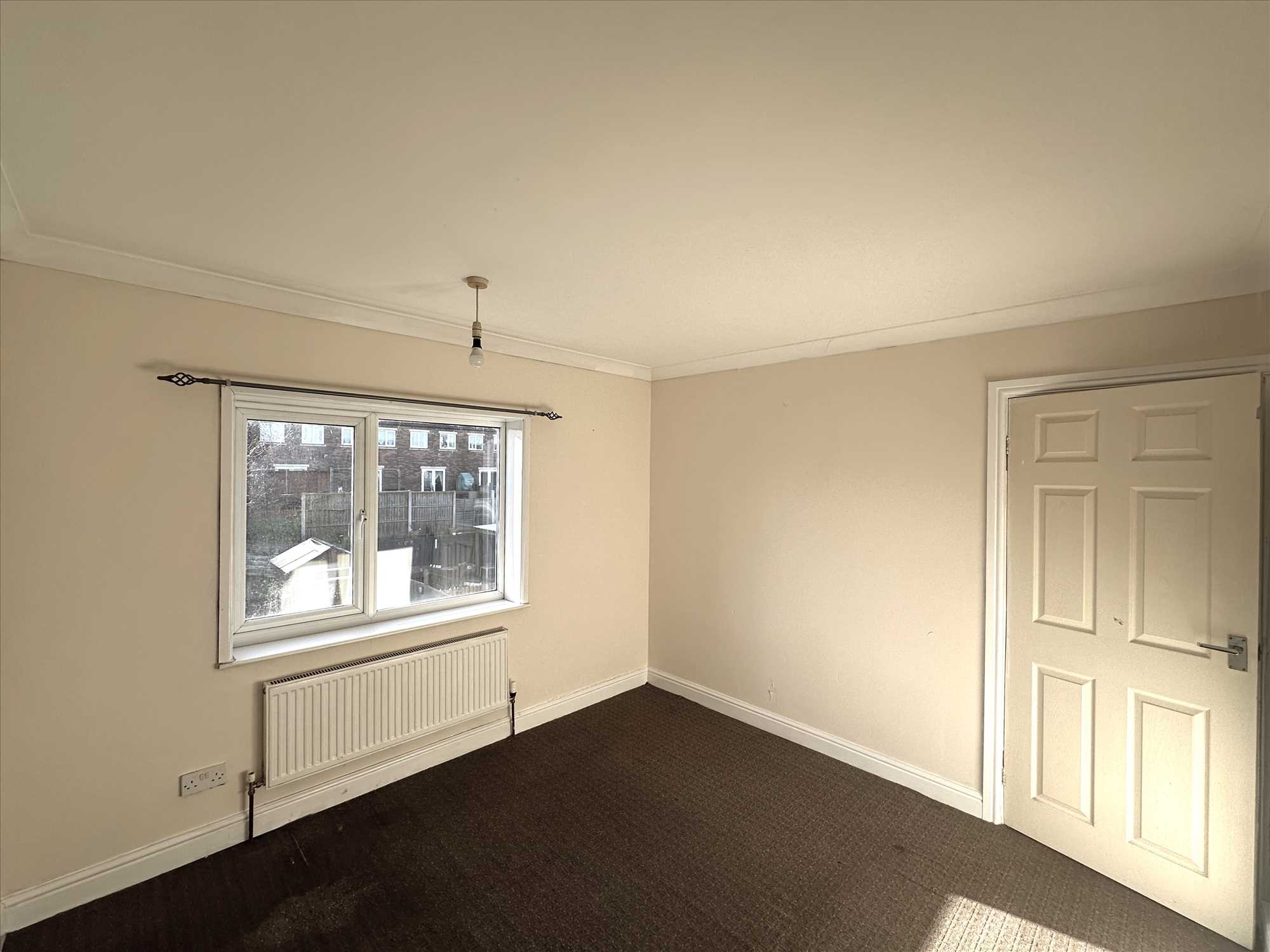 Neville Road - Picture 9