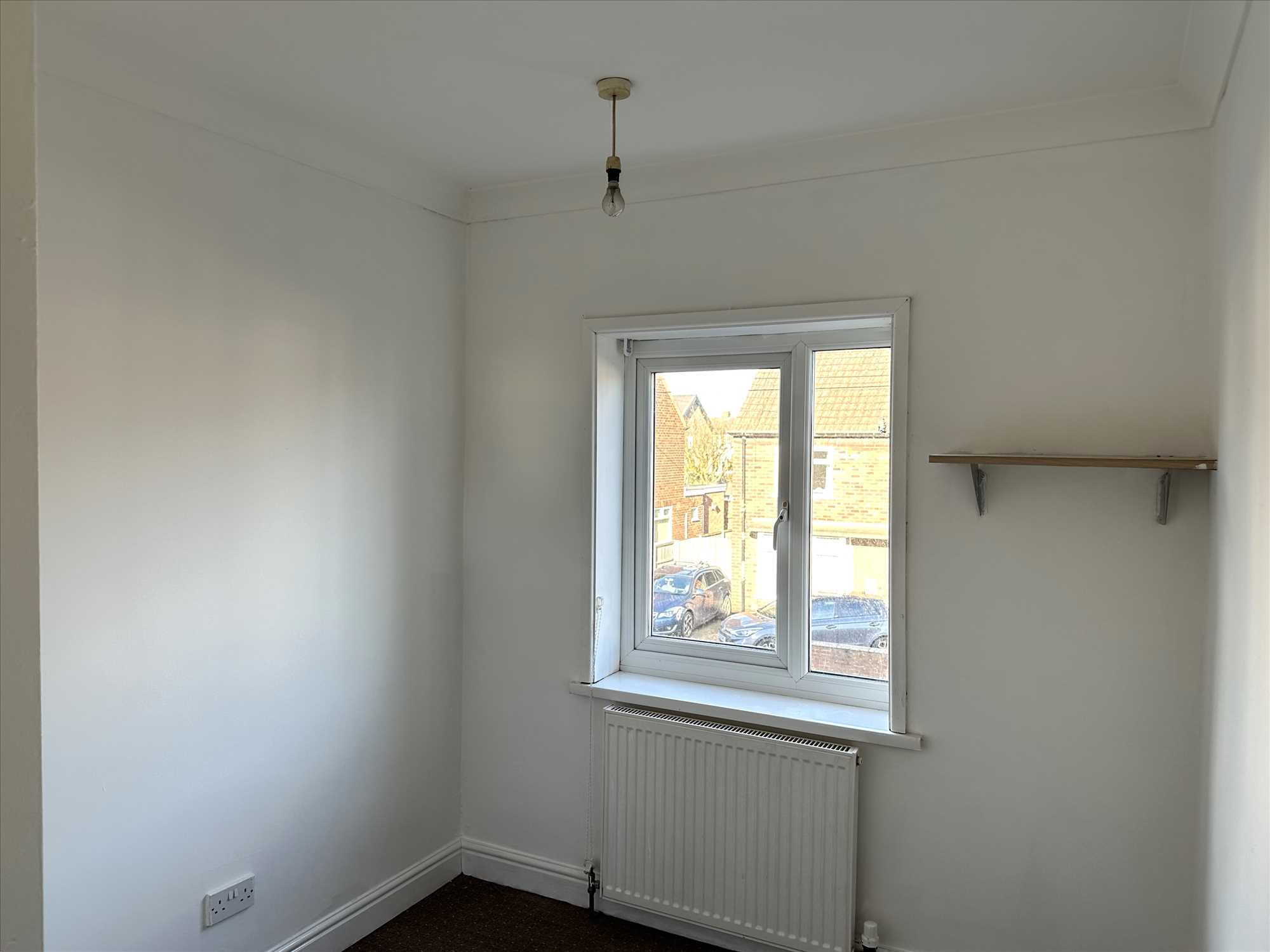 Neville Road - Picture 10