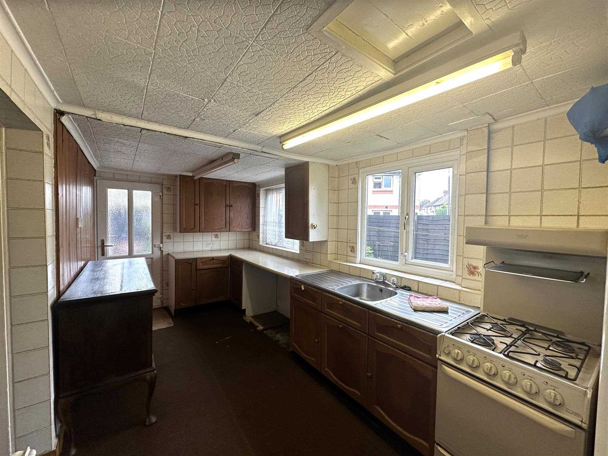 Bushfield Road - Picture 5