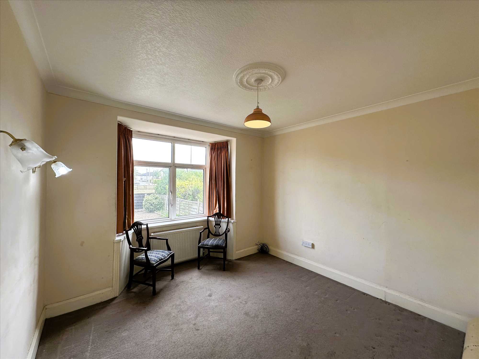 Queensway - Picture 8