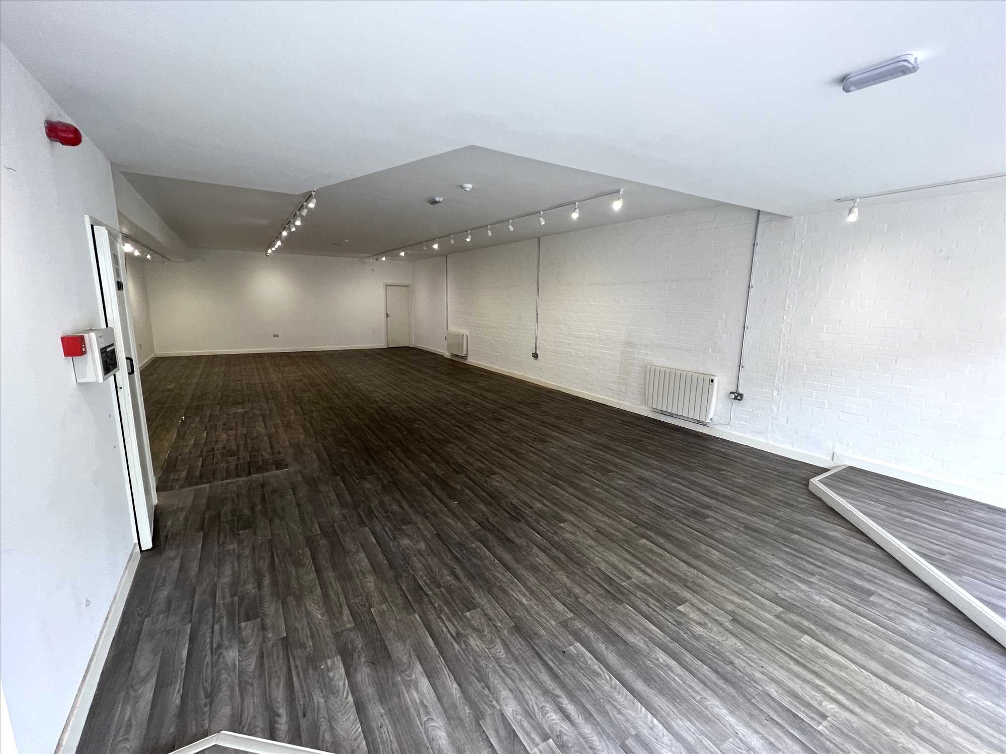 Laneham Street - Picture 2