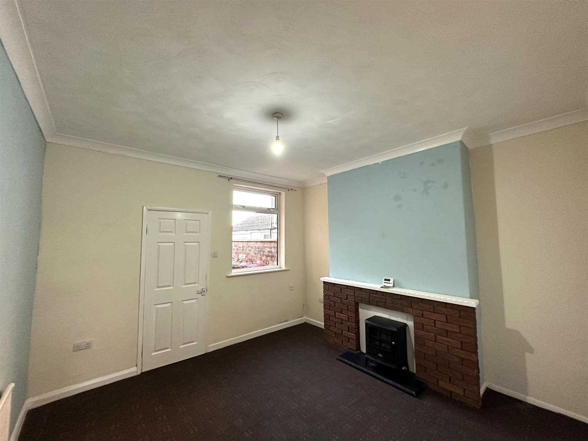 Alexandra Road - Picture 3