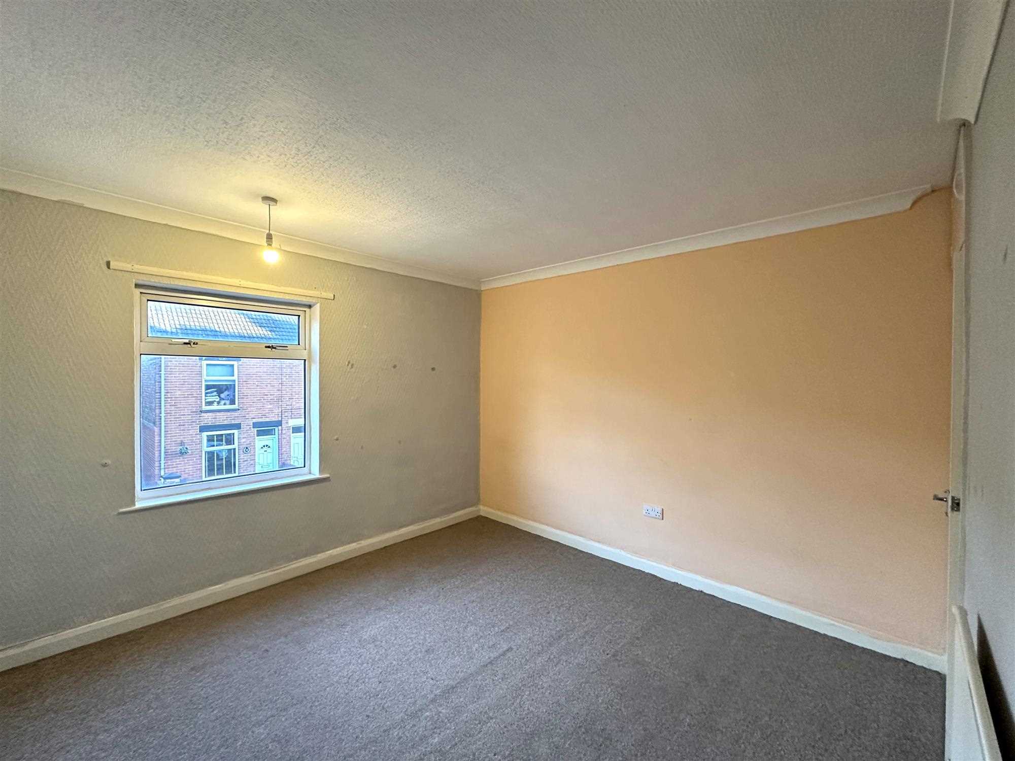 Alexandra Road - Picture 6