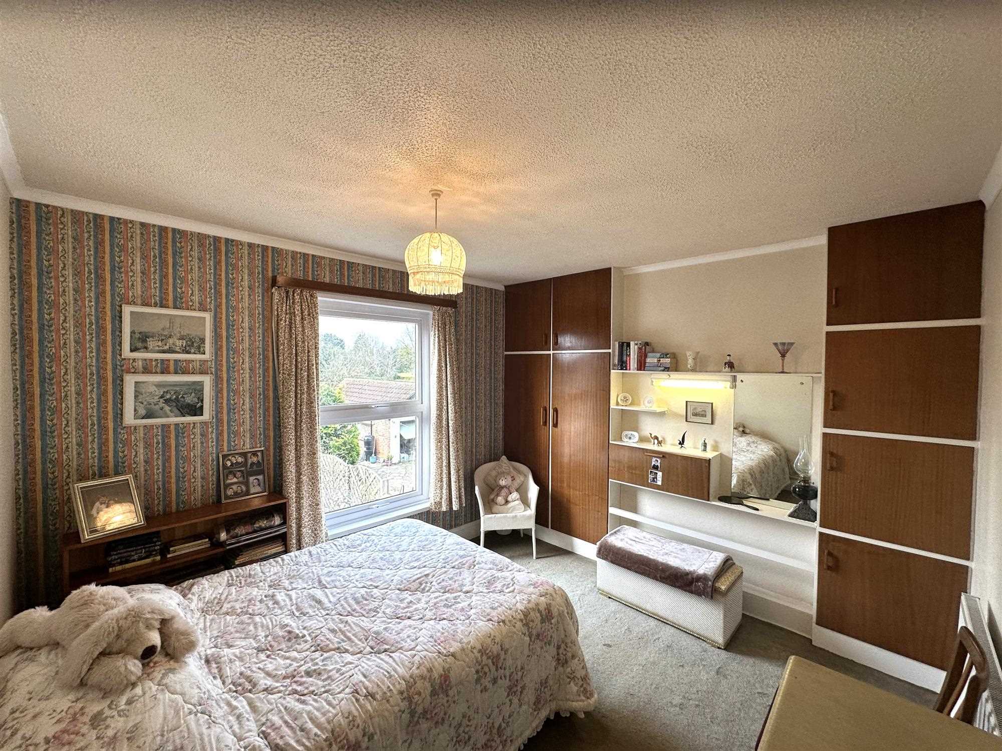Ashby Road - Picture 12