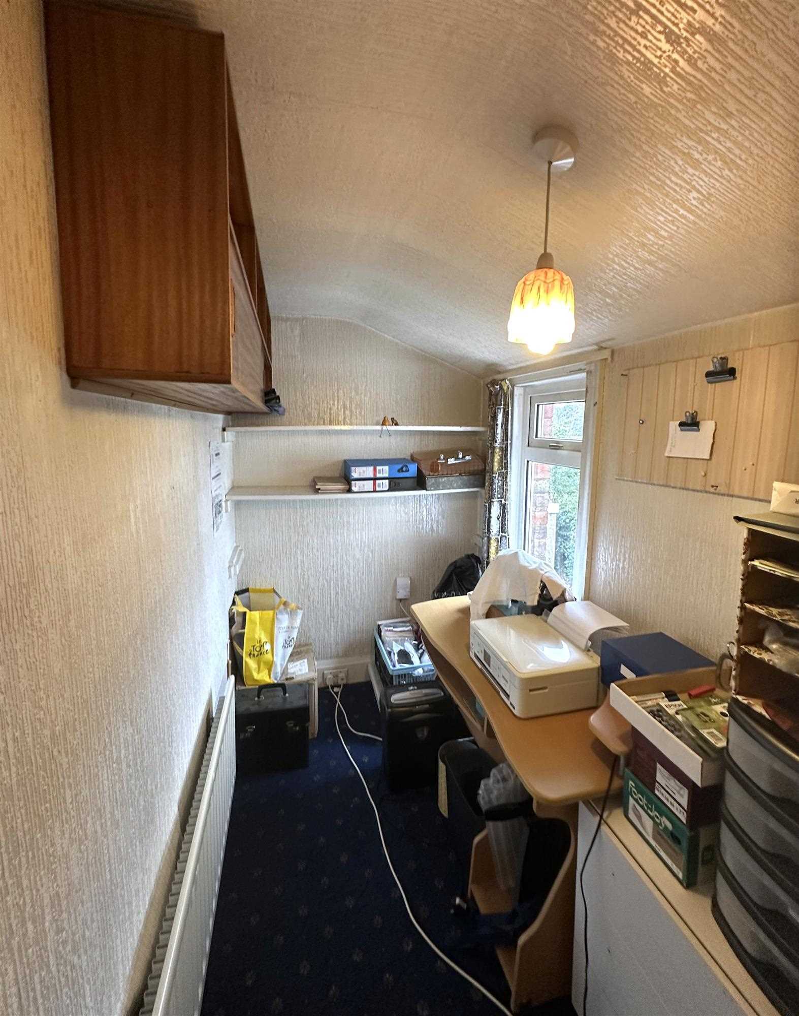 Ashby Road - Picture 14