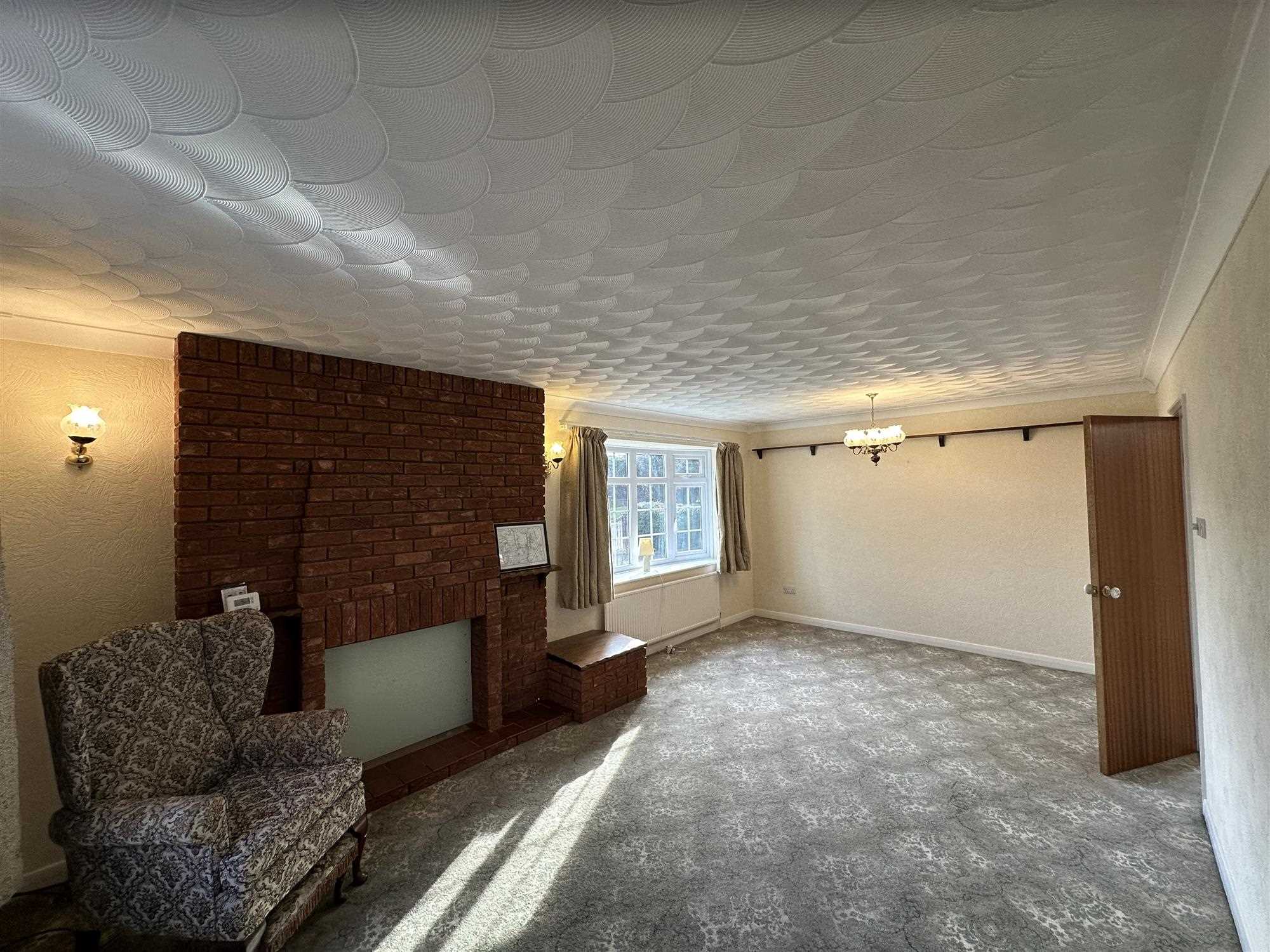 Honeysuckle Court - Picture 4
