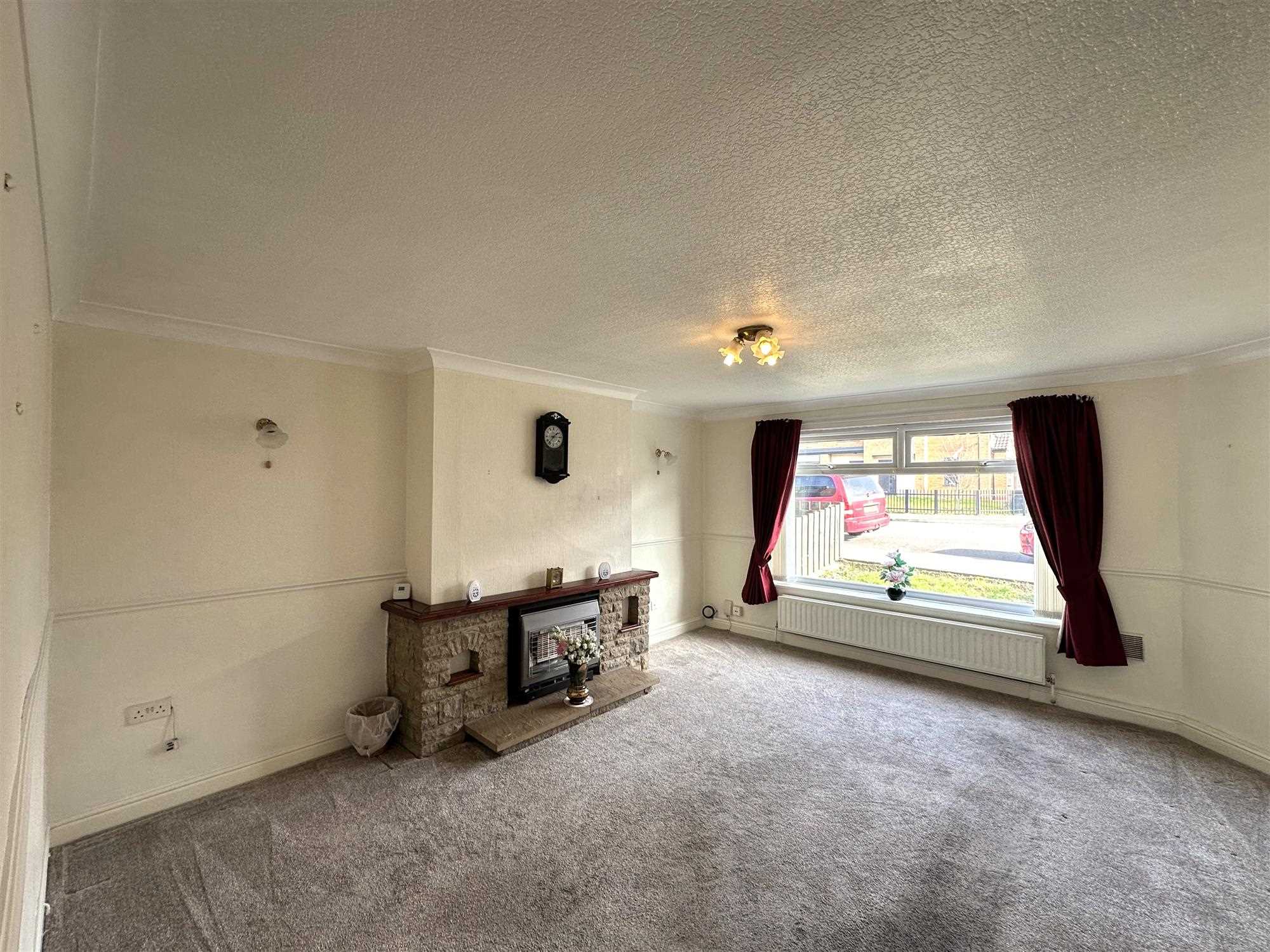 Coventry Close - Picture 3