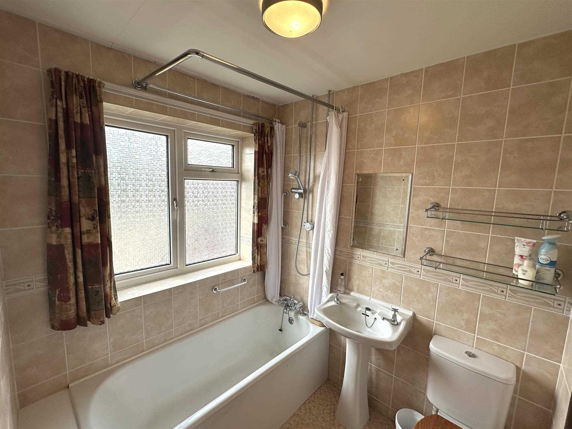 Birchwood Road - Picture 11