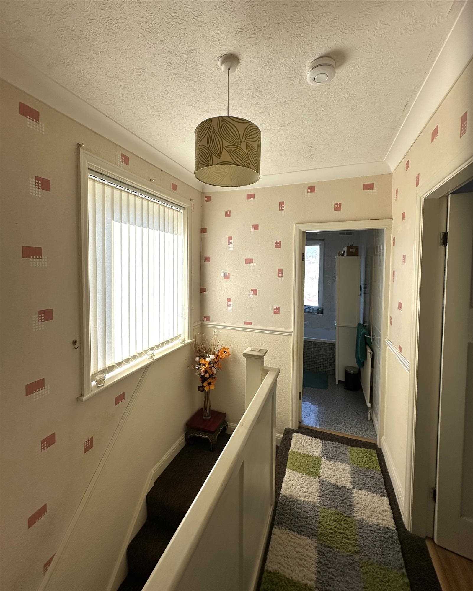 Stockshill Road - Picture 8