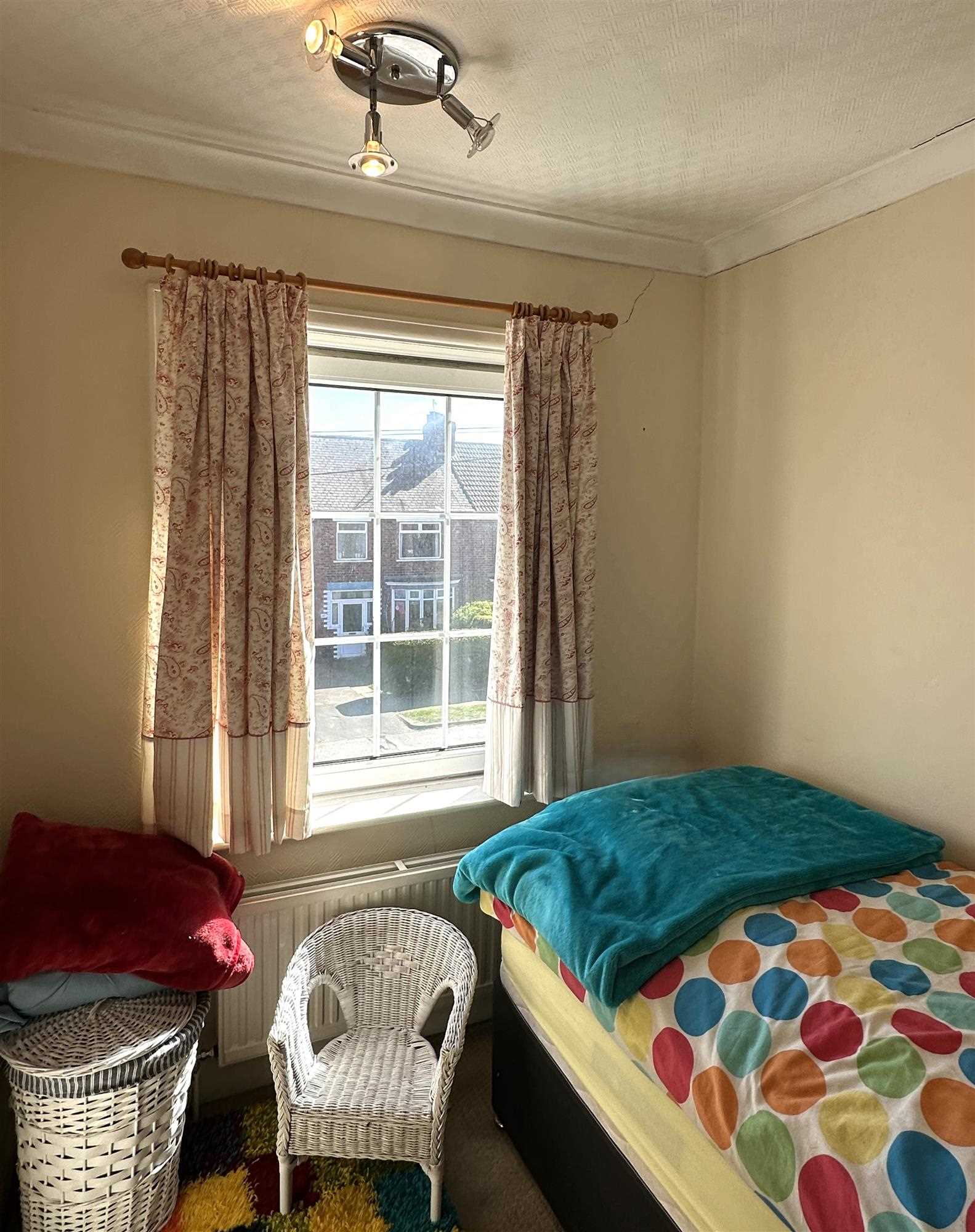 Stockshill Road - Picture 10