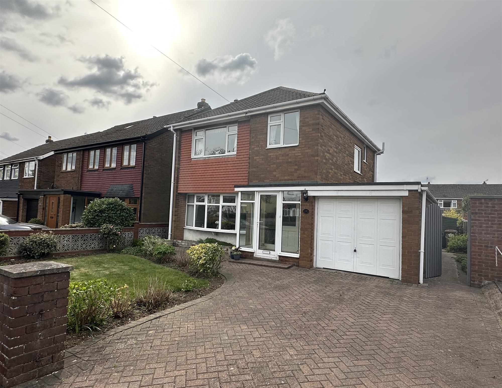 Messingham Road - Picture 1