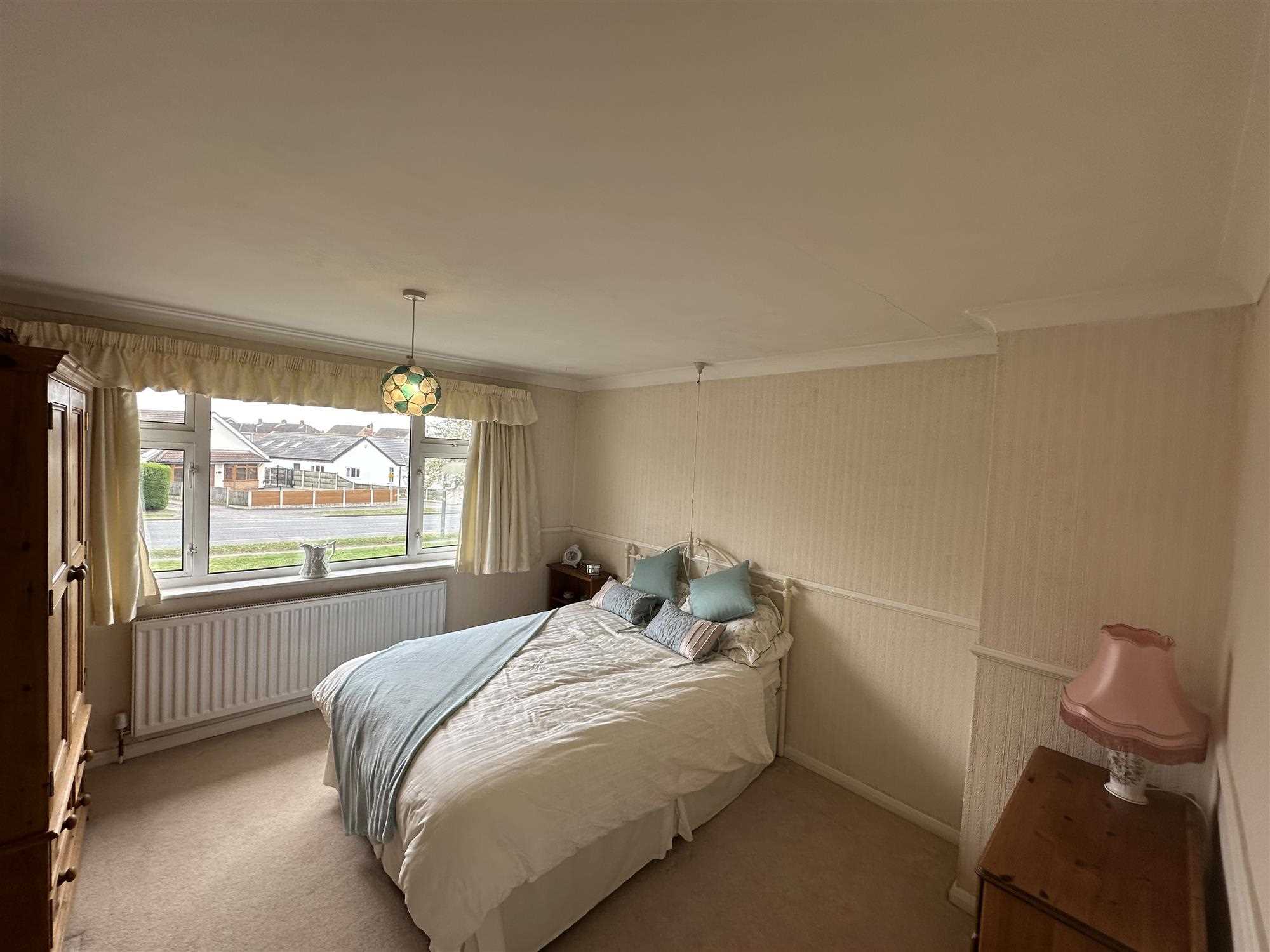 Messingham Road - Picture 9