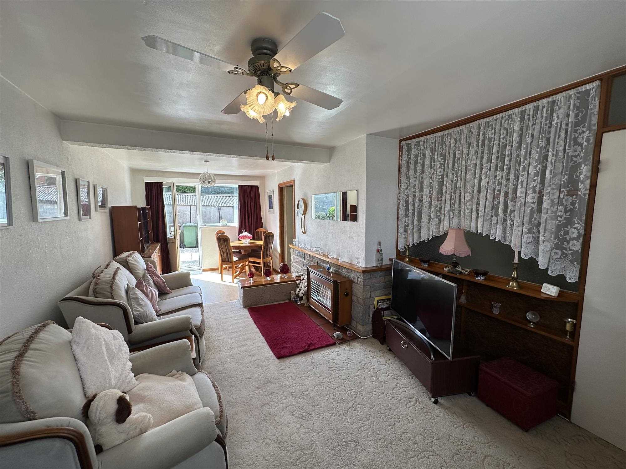 Byfield Road - Picture 5