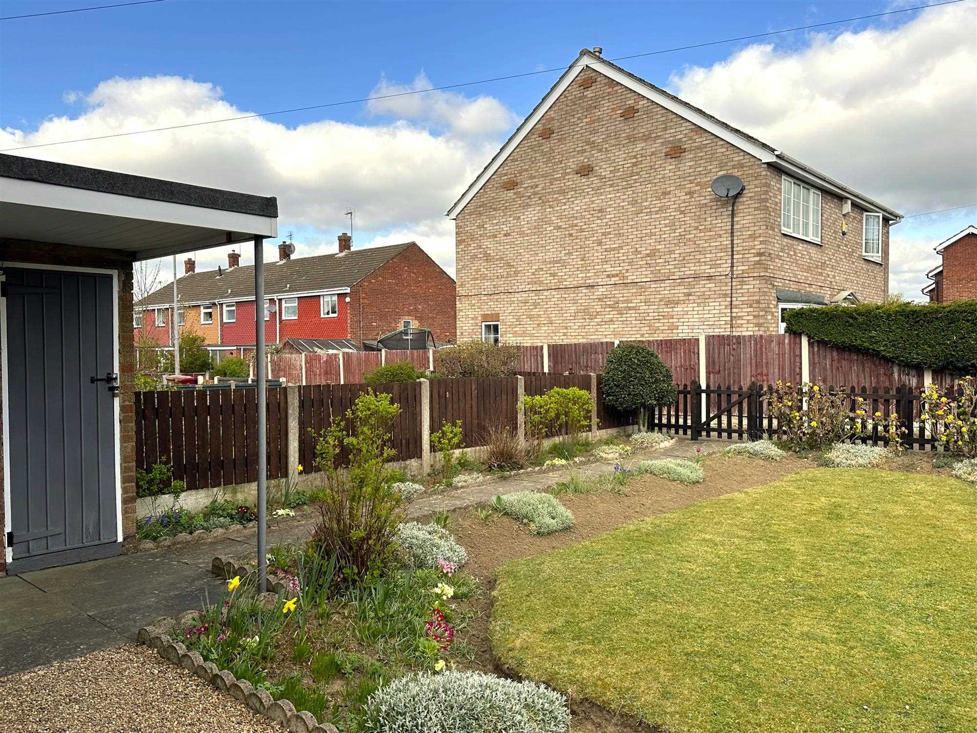 Byfield Road - Picture 11