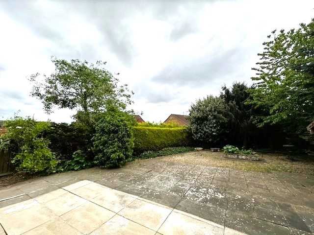 Hall Rise - Picture 11