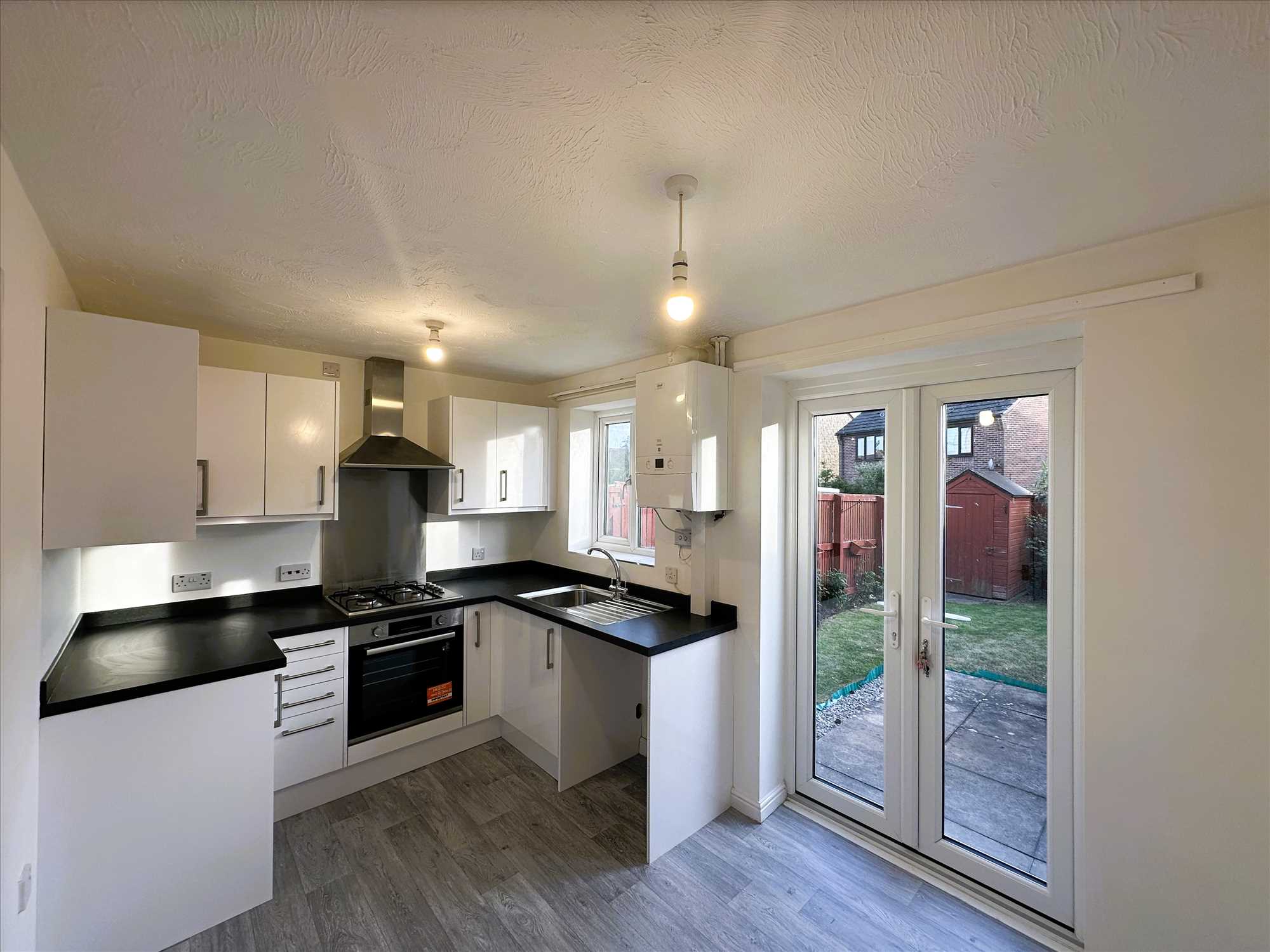 Nutwell Court - Picture 4