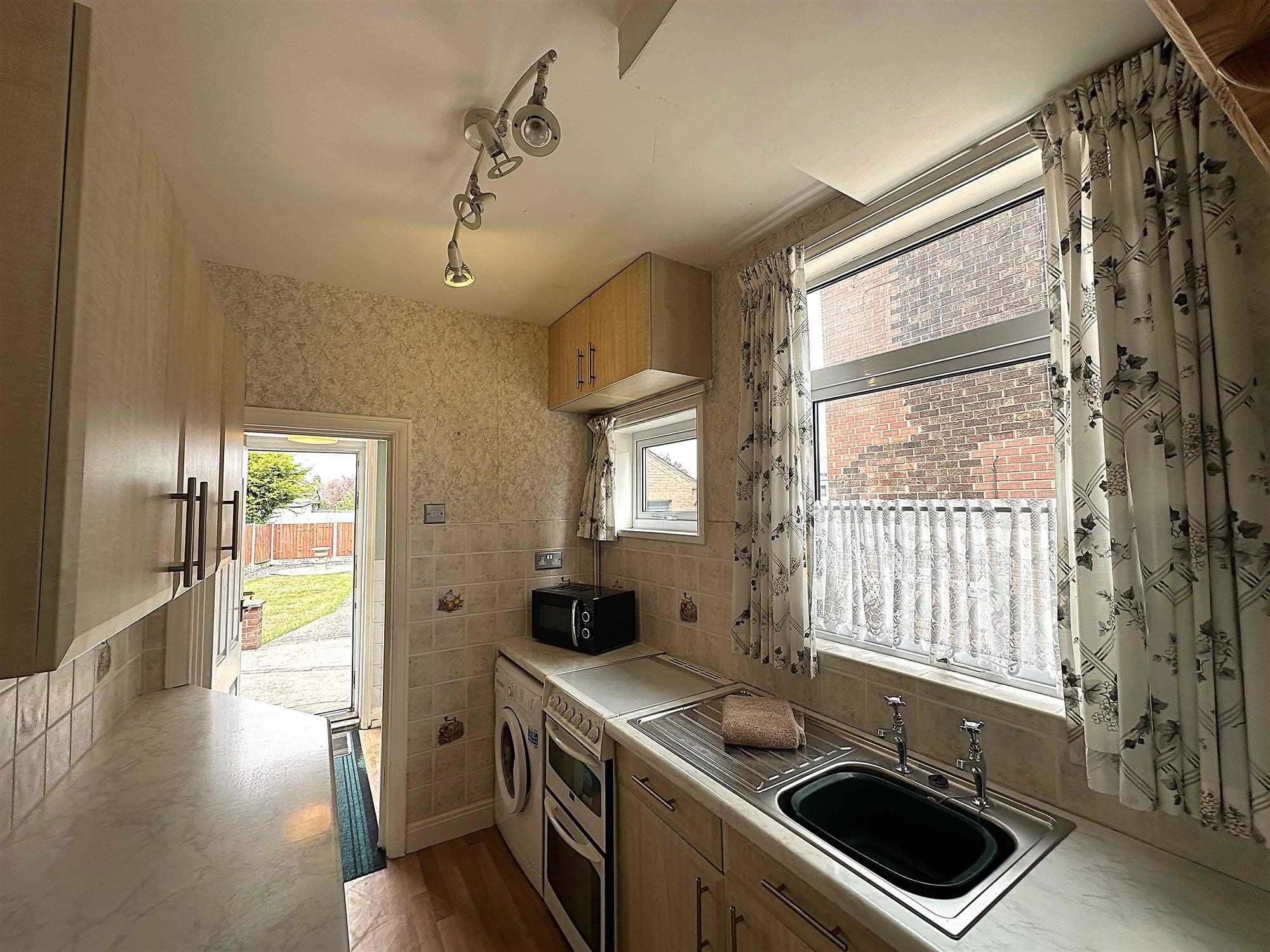 Peveril Avenue - Picture 7
