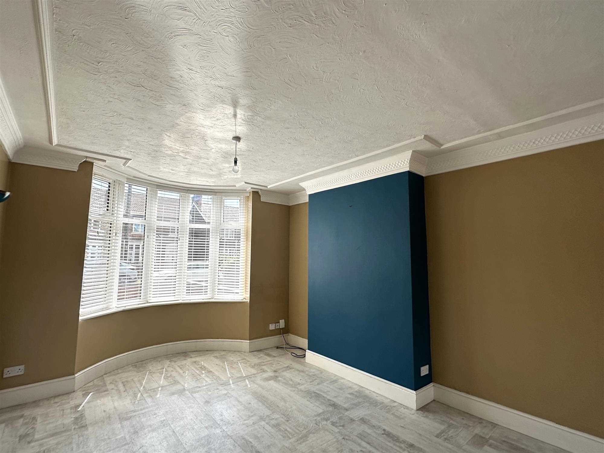 Stockshill Road - Picture 2