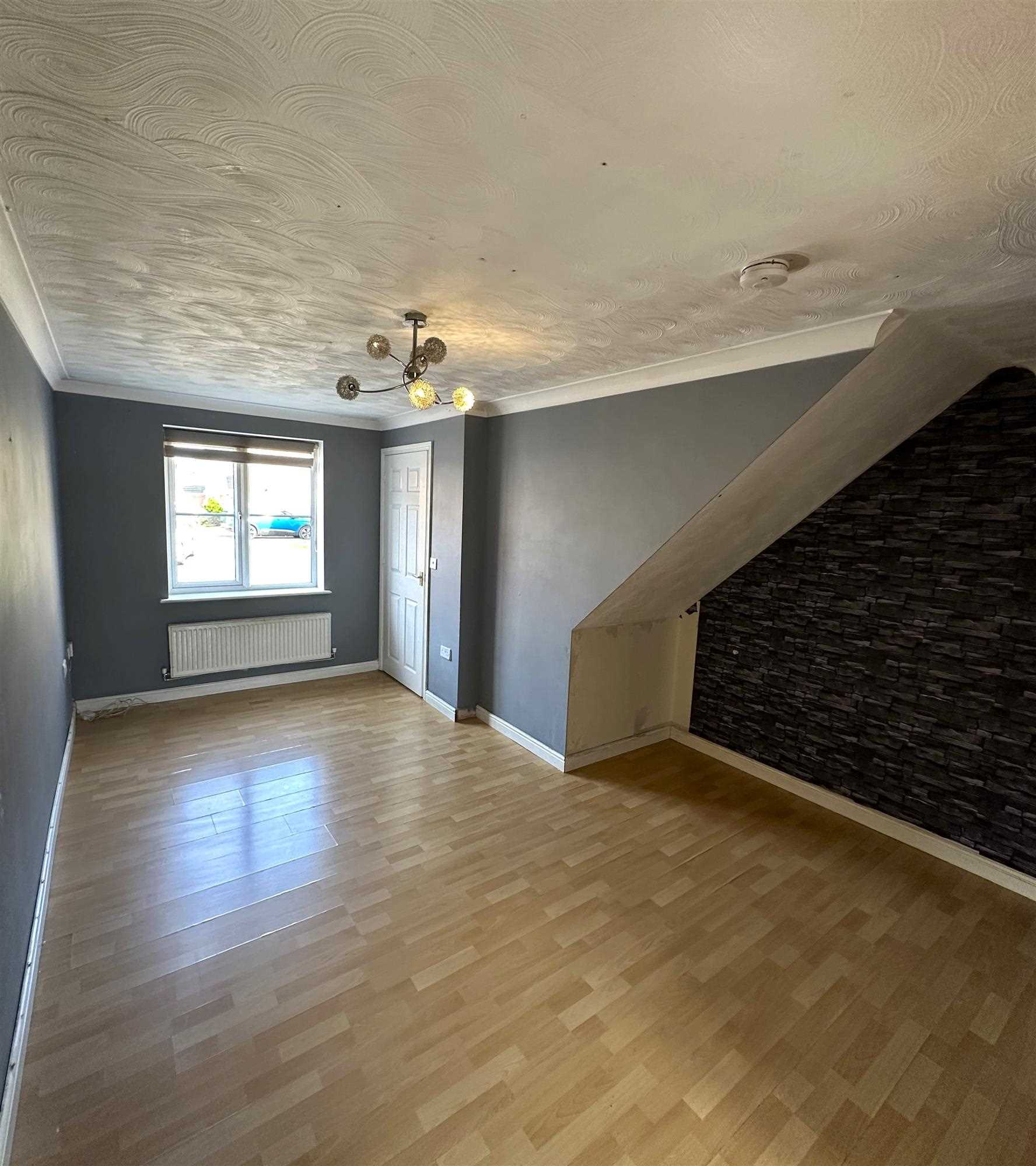 Bedford Way - Picture 2