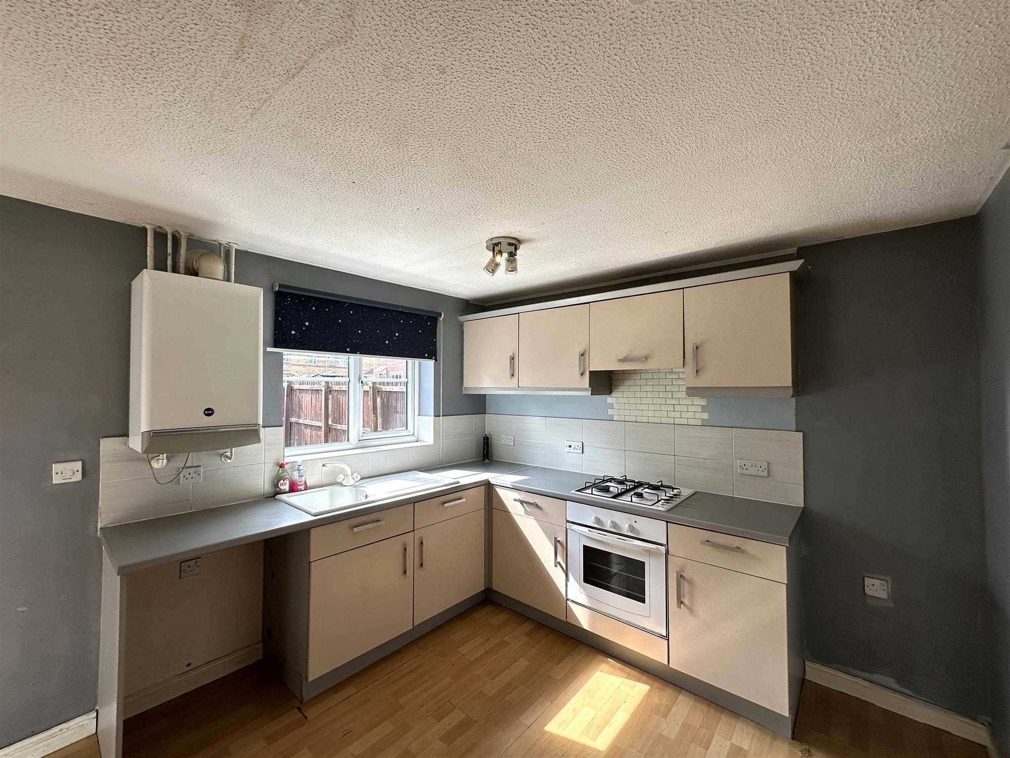 Bedford Way - Picture 3