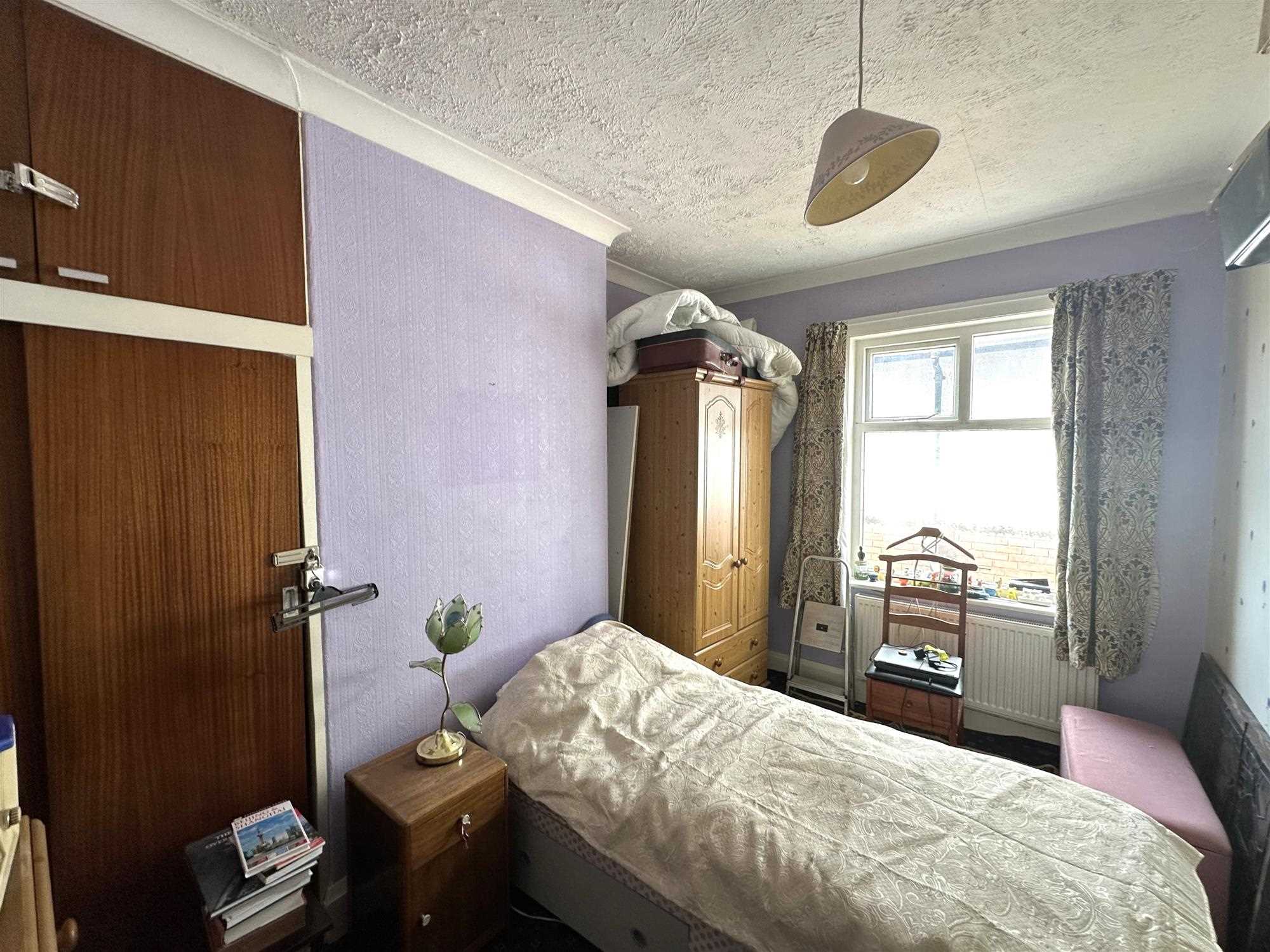 Ashby Road - Picture 12