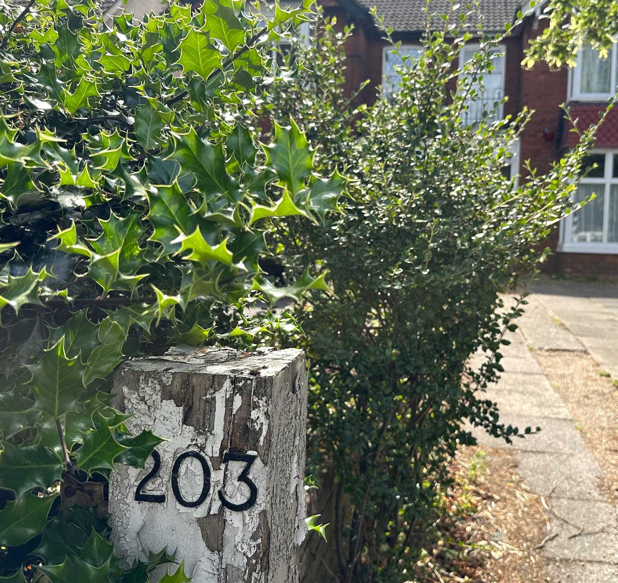 Ashby Road - Picture 18