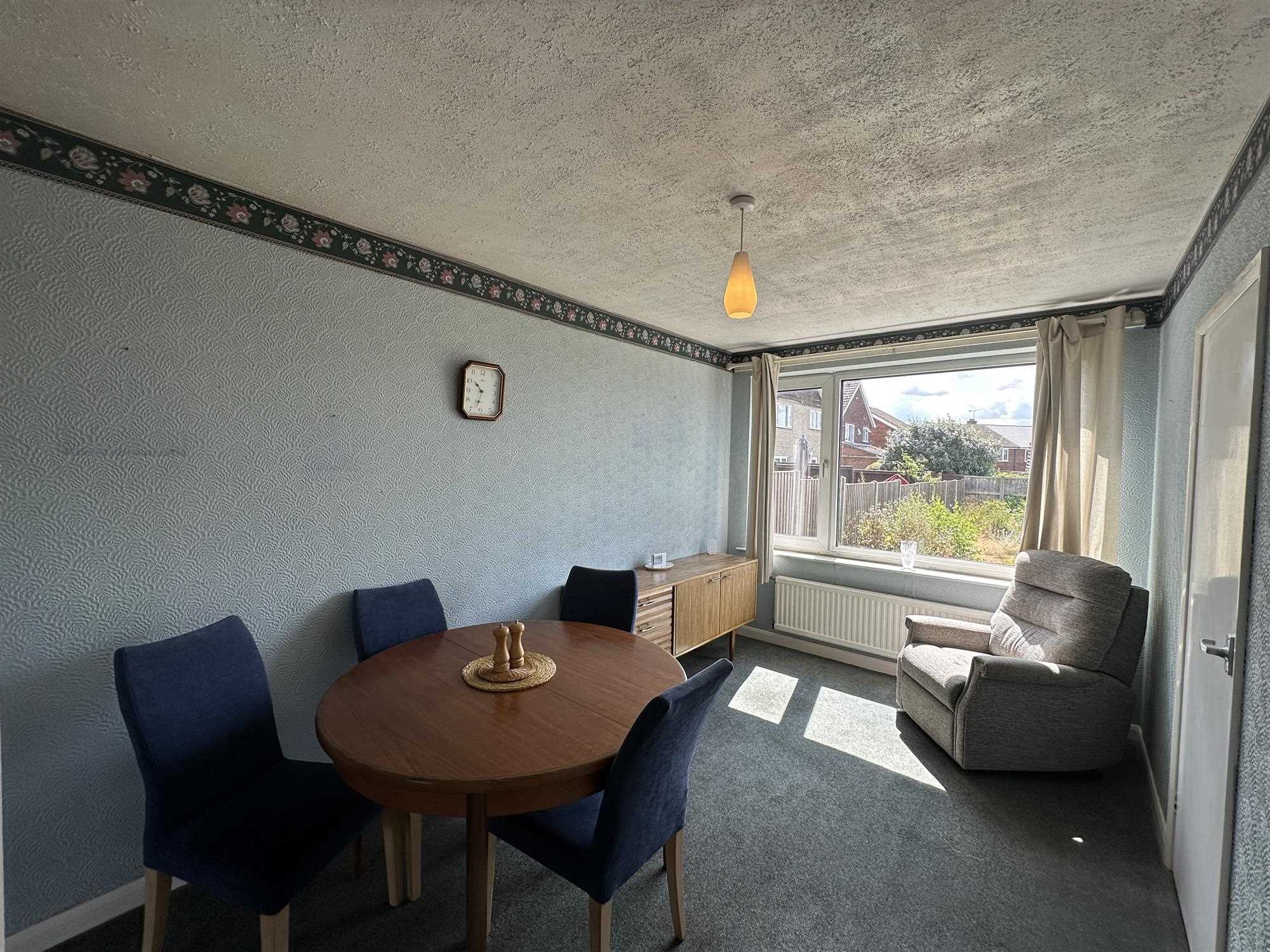 Windsor Crescent - Picture 4