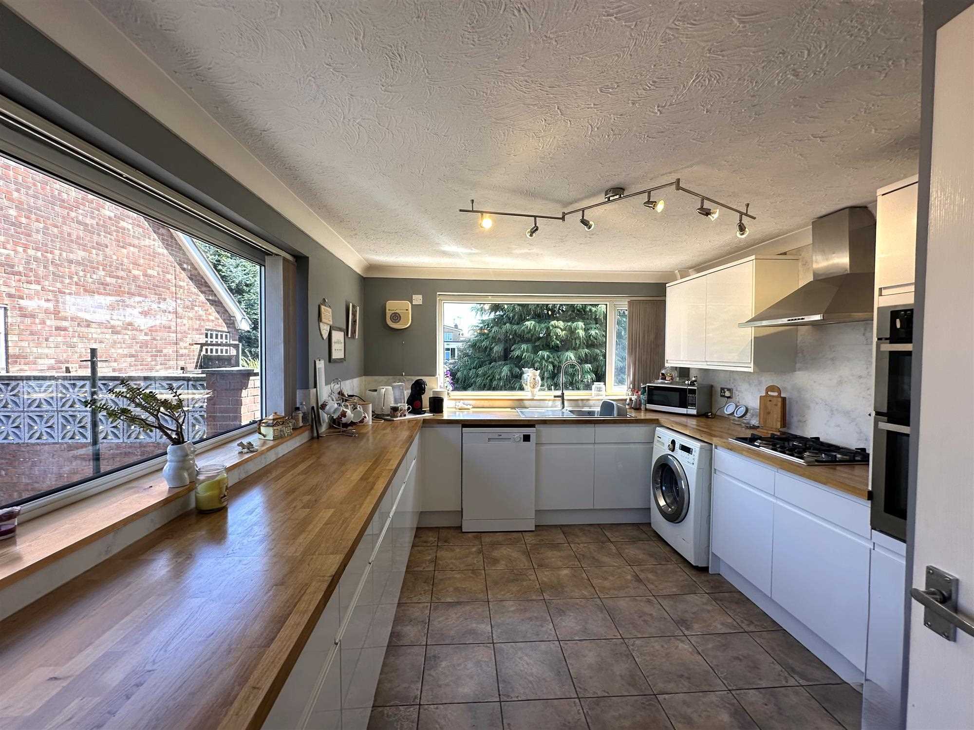 Bottesford Road - Picture 7