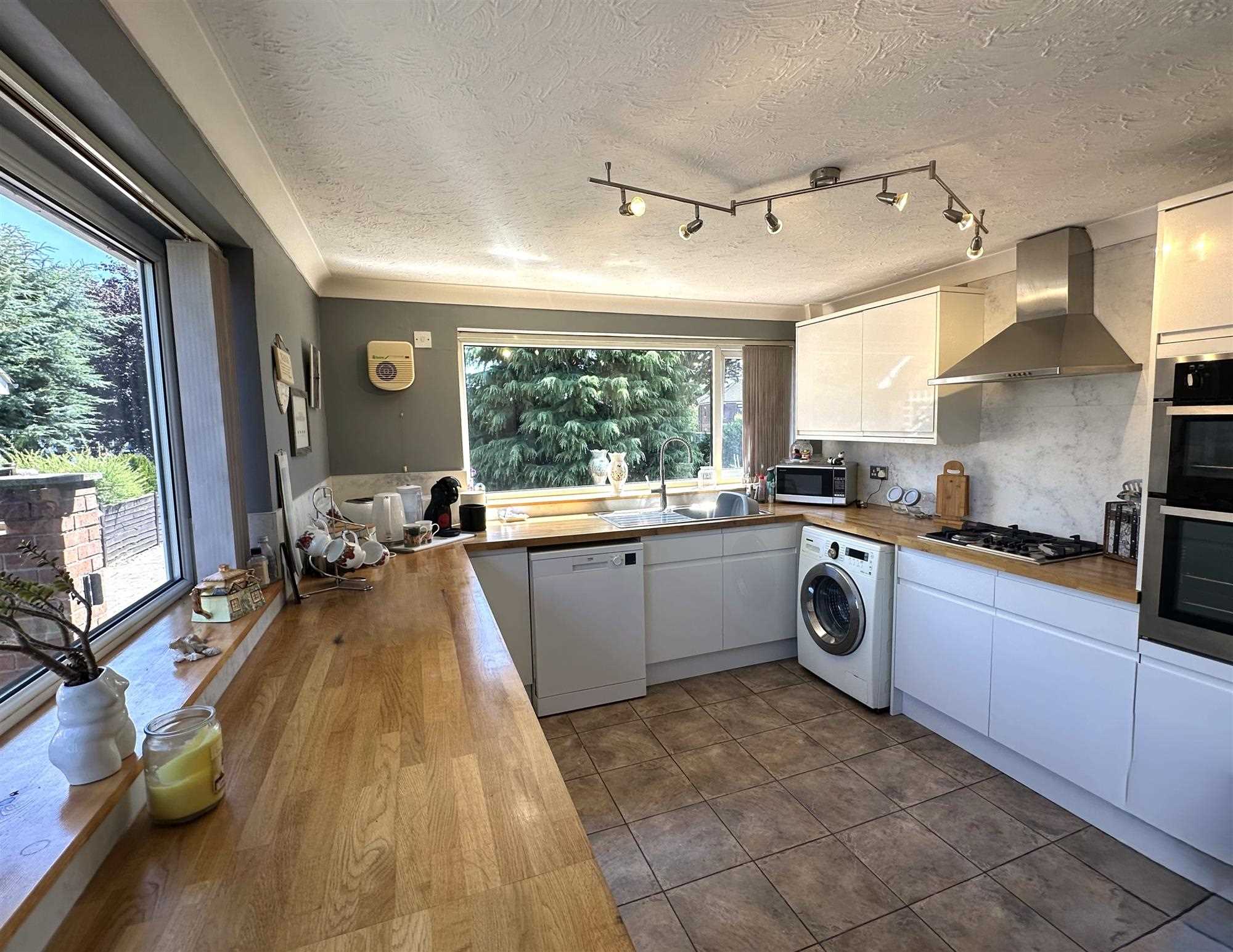 Bottesford Road - Picture 8